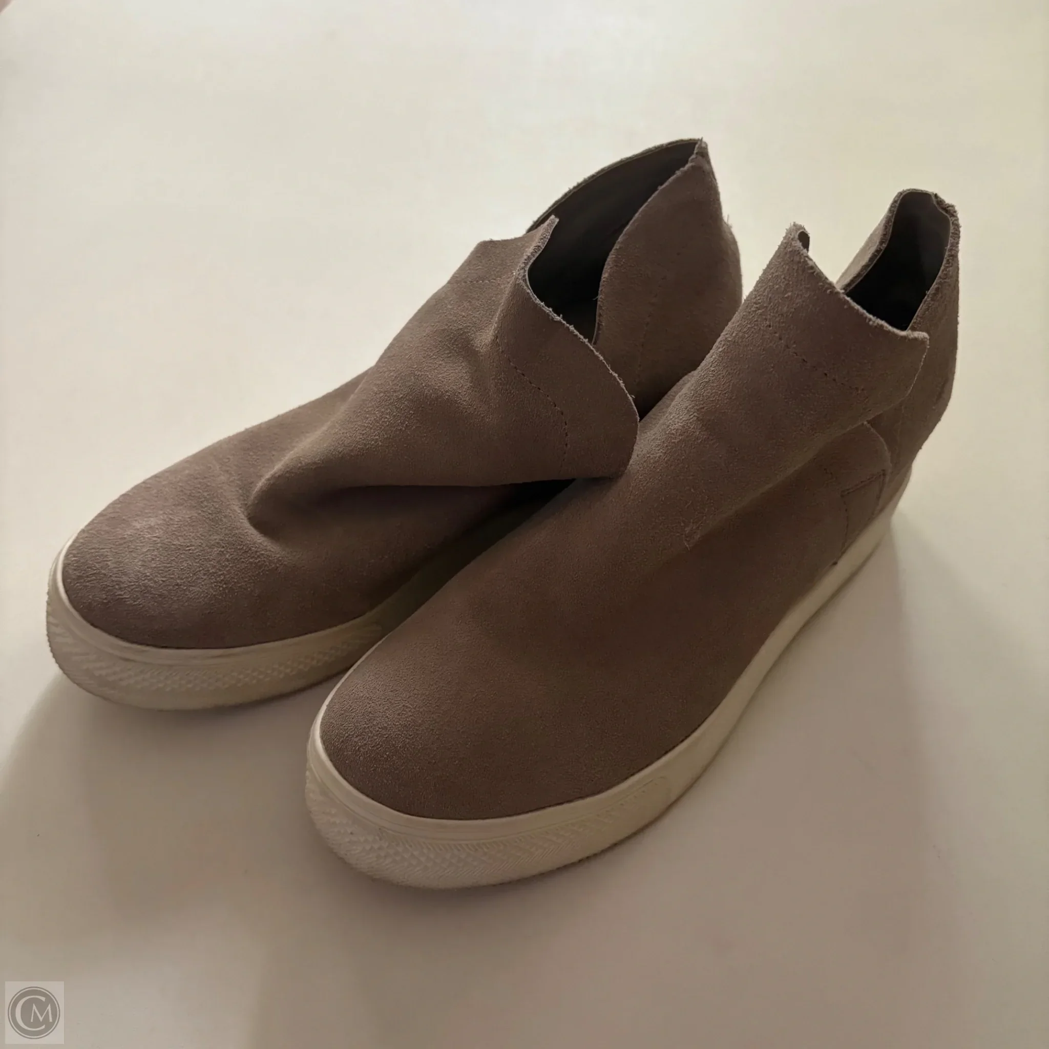 Boots Ankle Flats By Steve Madden In Taupe, Size: 5