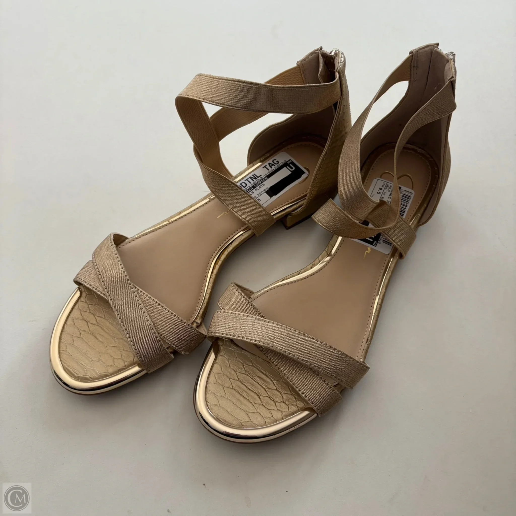 Sandals Flats By Jessica Simpson In Gold, Size: 9.5 - Image 1