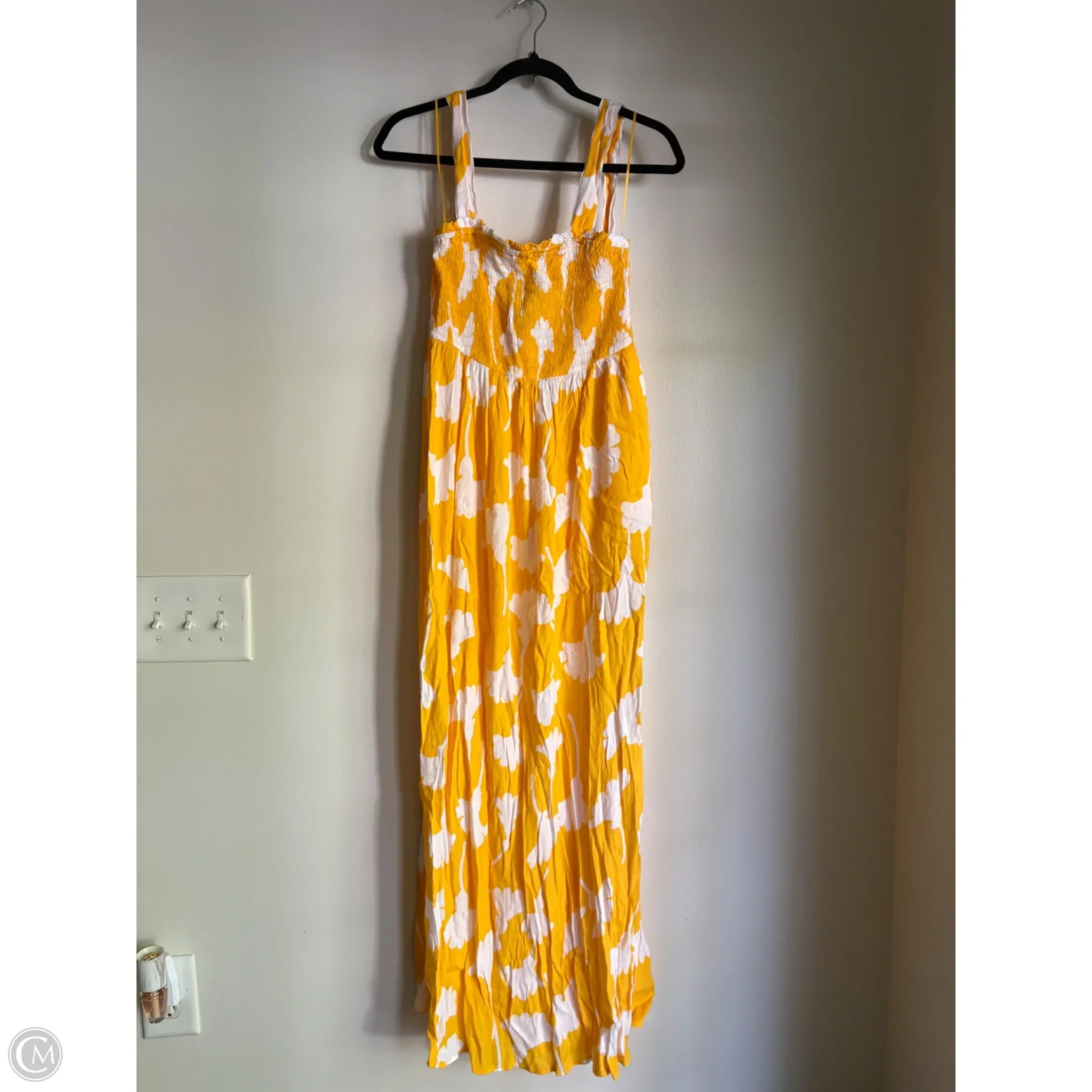 Dress Casual Maxi By Clothes Mentor In Yellow, Size: S - Image 1