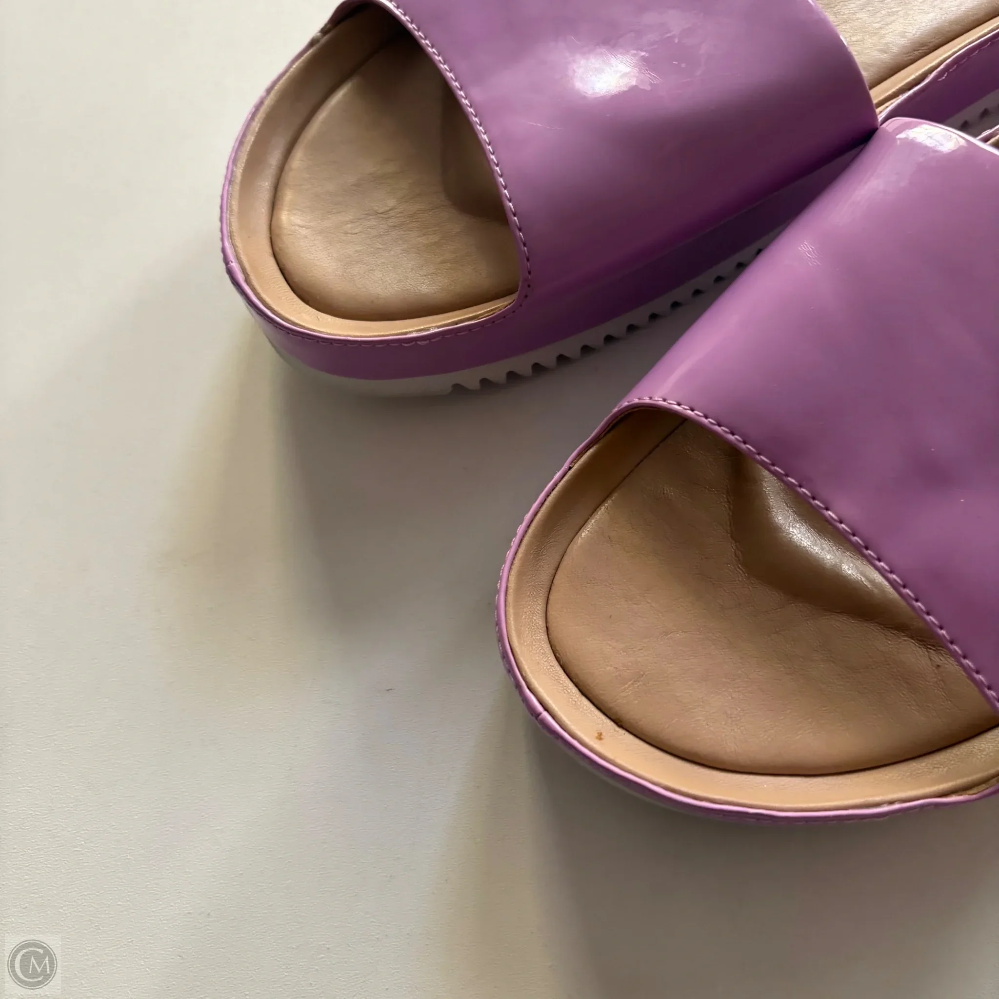 Sandals Designer By Ugg In Purple, Size: 6.5 - Image 2