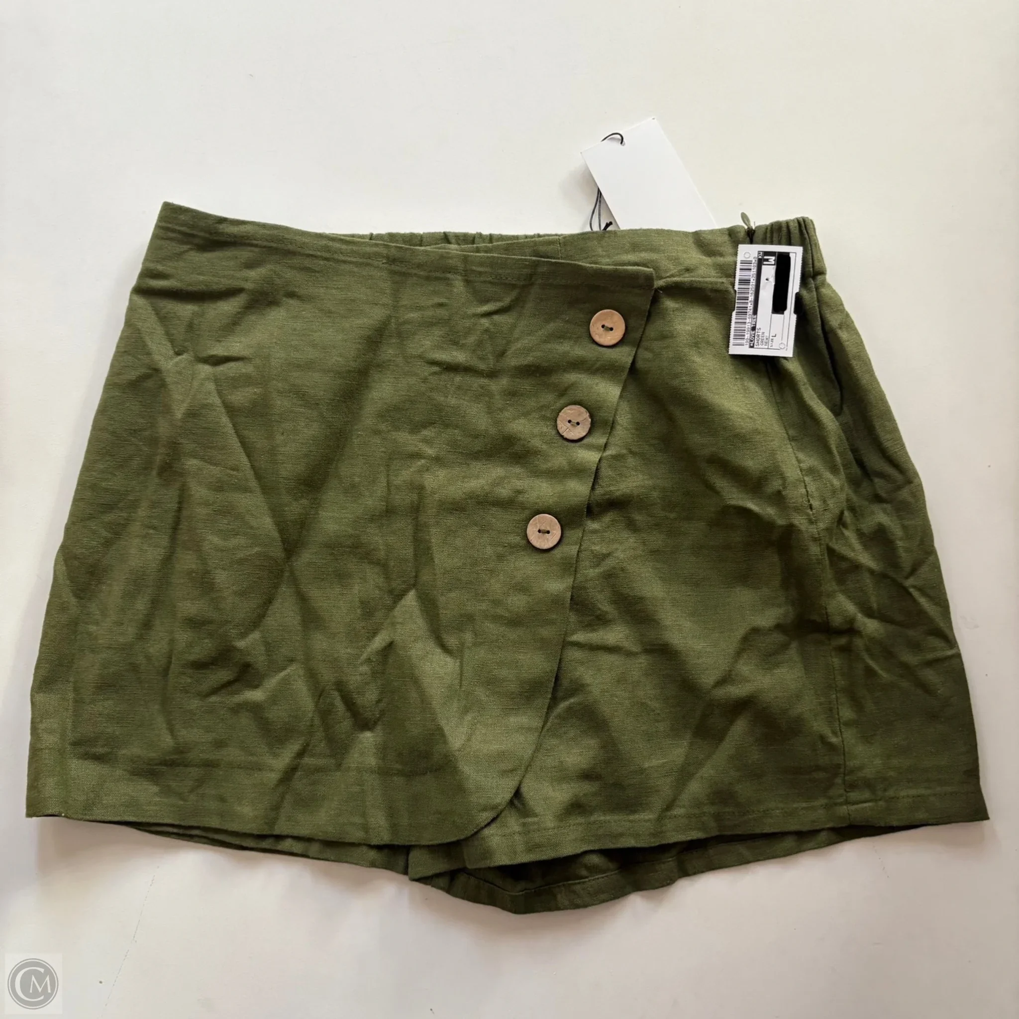 Shorts By Love Tree In Green, Size: L - Image 1