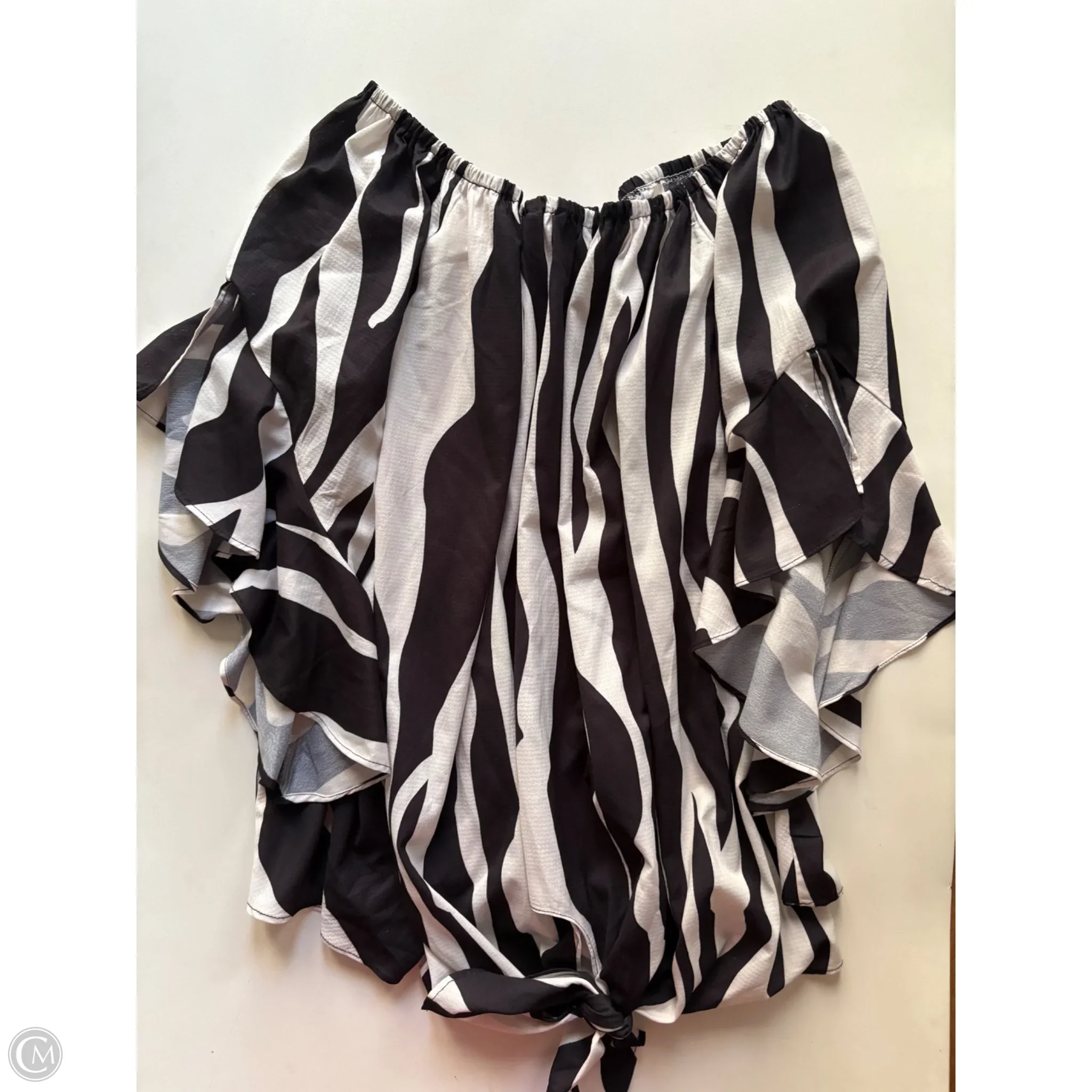 Top Short Sleeve By Davi & Dani In Striped Pattern, Size: 2x - Image 1