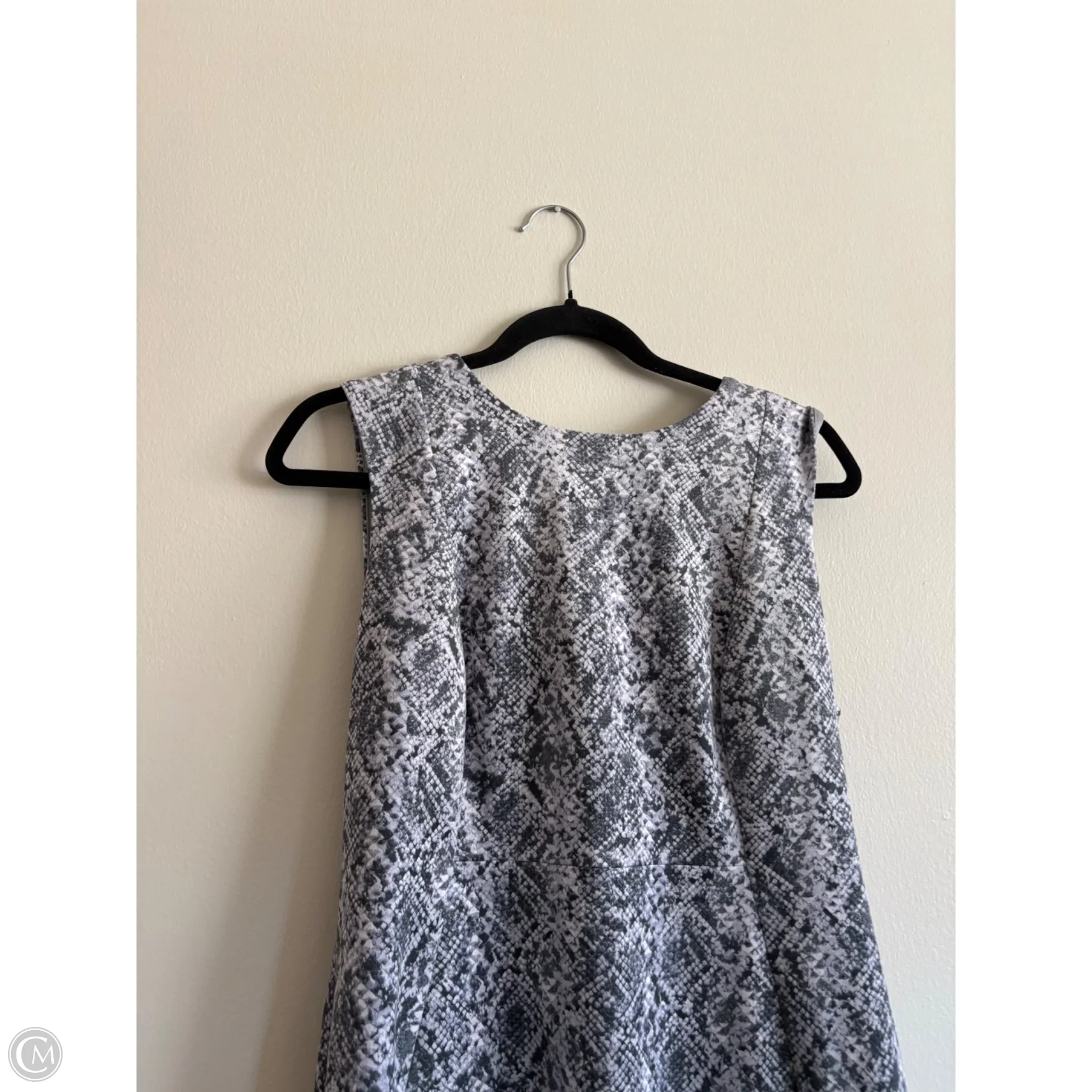 Dress Work By Calvin Klein In Grey, Size: L - Image 3