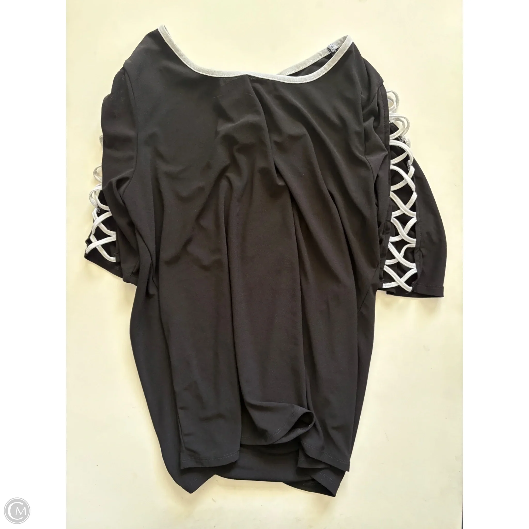 Top Short Sleeve By 89th And Madison In Black, Size: Xl - Image 1