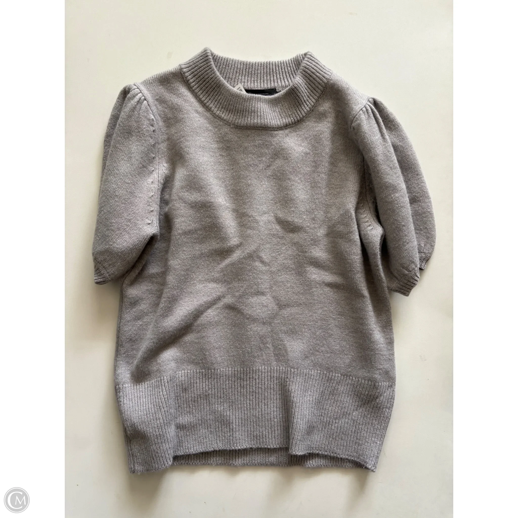 Sweater Short Sleeve By French Connection In Grey, Size: M - Image 1