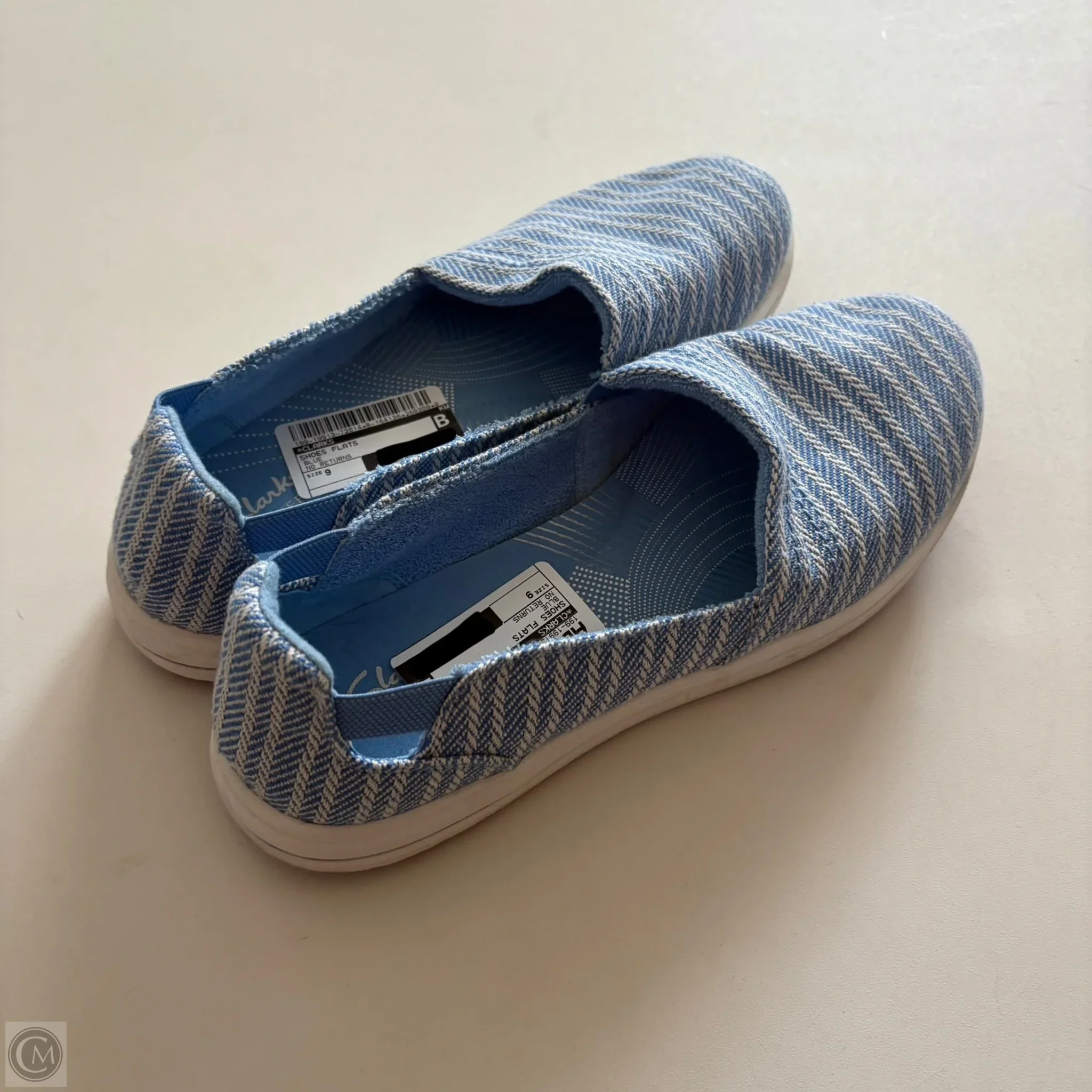 Shoes Flats By Clarks In Blue, Size: 9 - Image 2