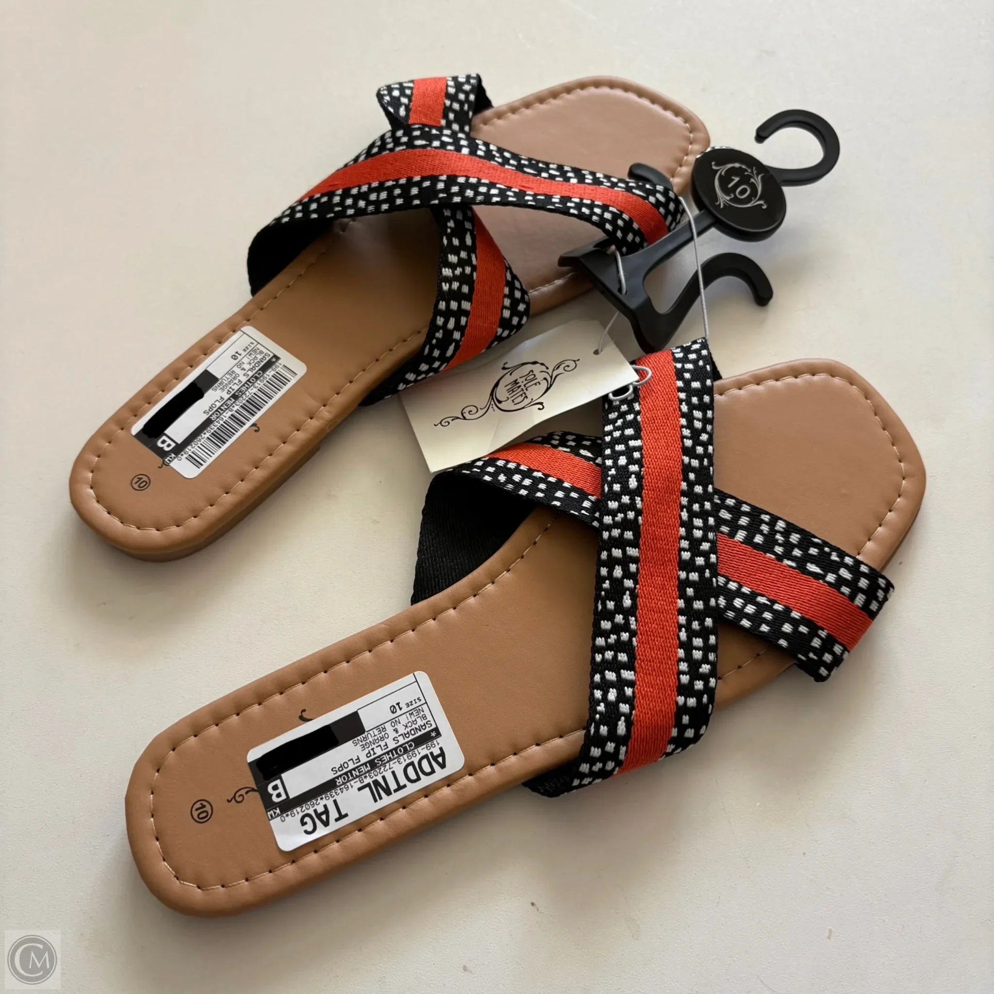 Sandals Flip Flops By Clothes Mentor In Black & Orange, Size: 10 - Image 2