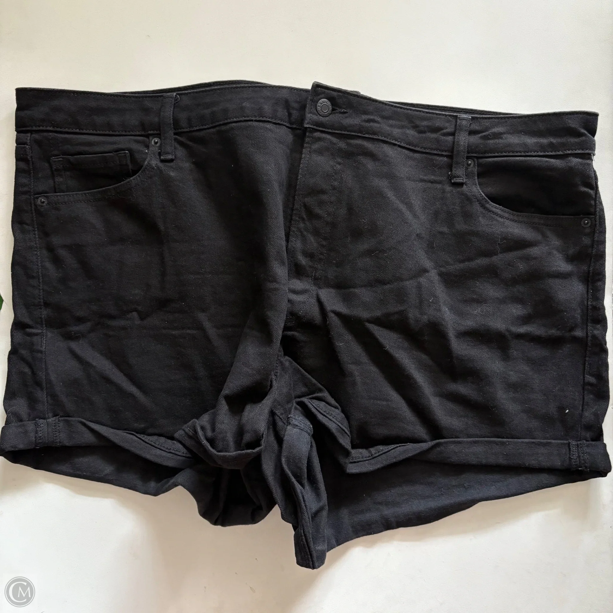 Shorts By Old Navy In Black, Size: 22 - Image 1