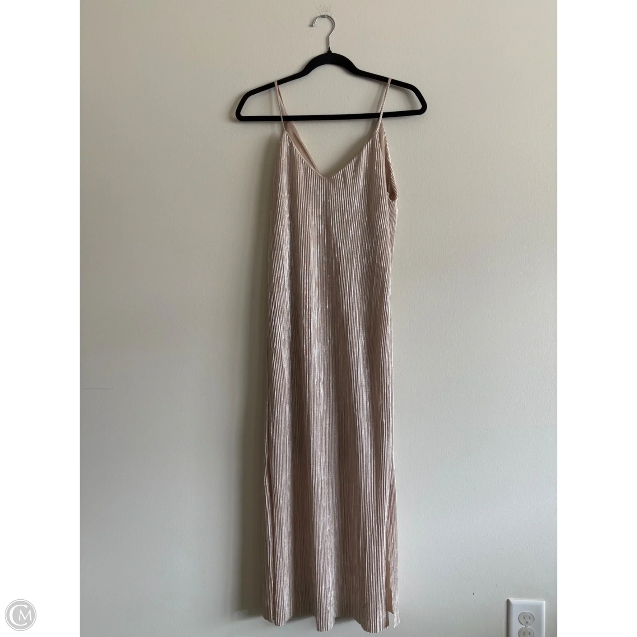 Dress Party Long By Paper Crane In Gold, Size: L - Image 1