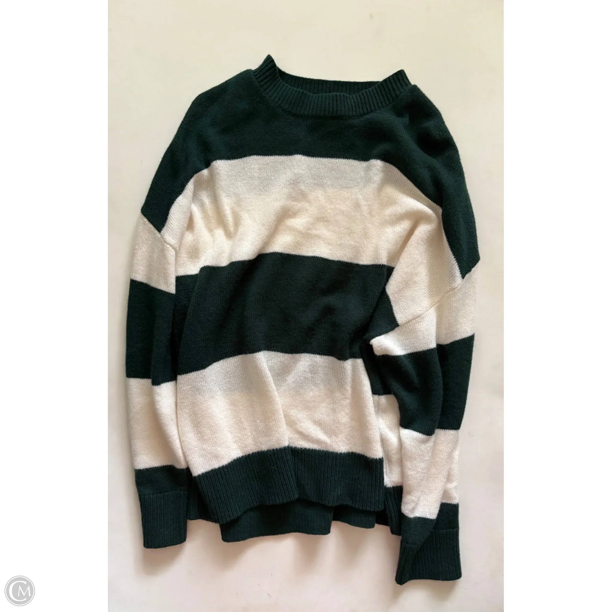 Sweater By Divided In Green, Size: Xl - Image 1