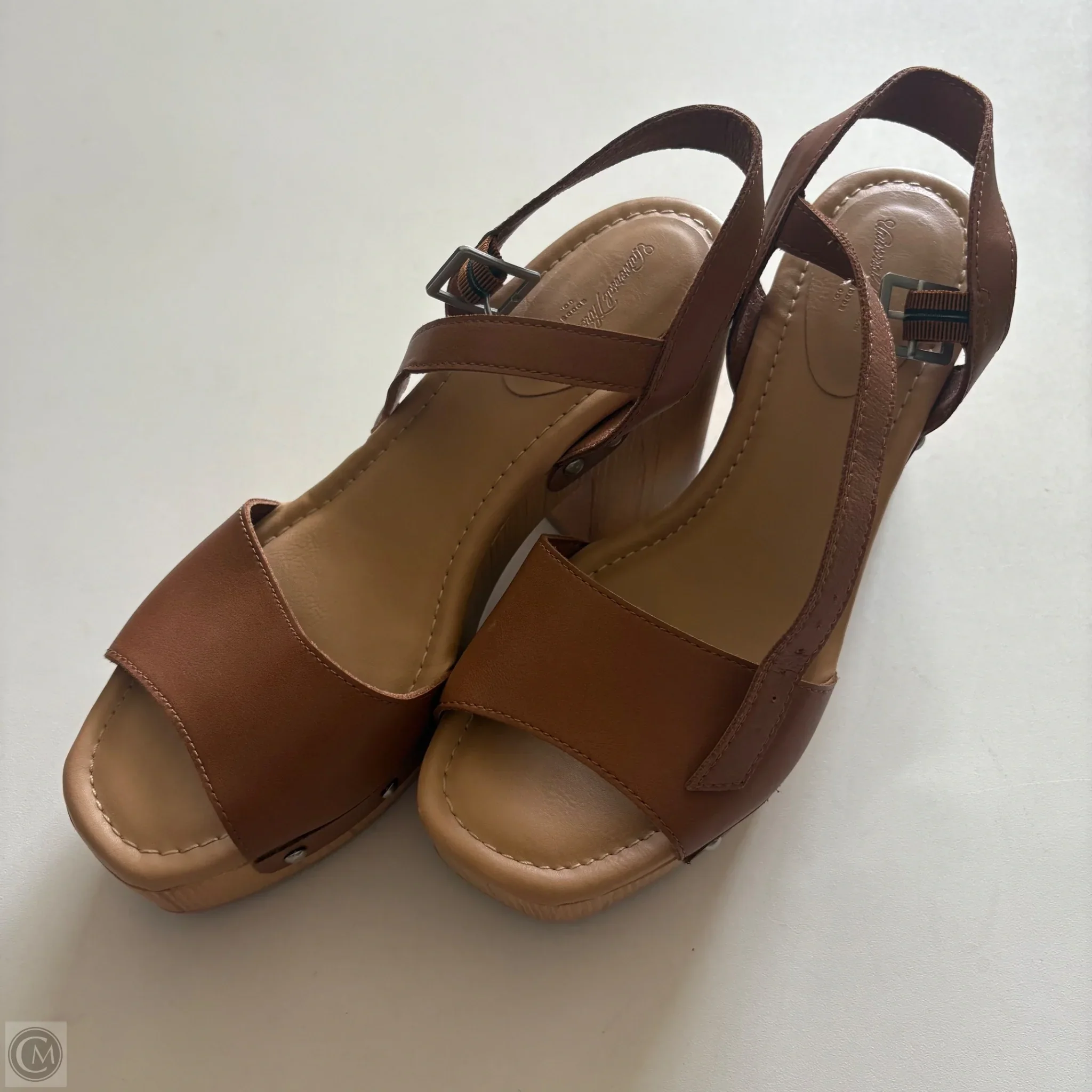 Shoes Heels Block By Universal Thread In Brown, Size: 8.5
