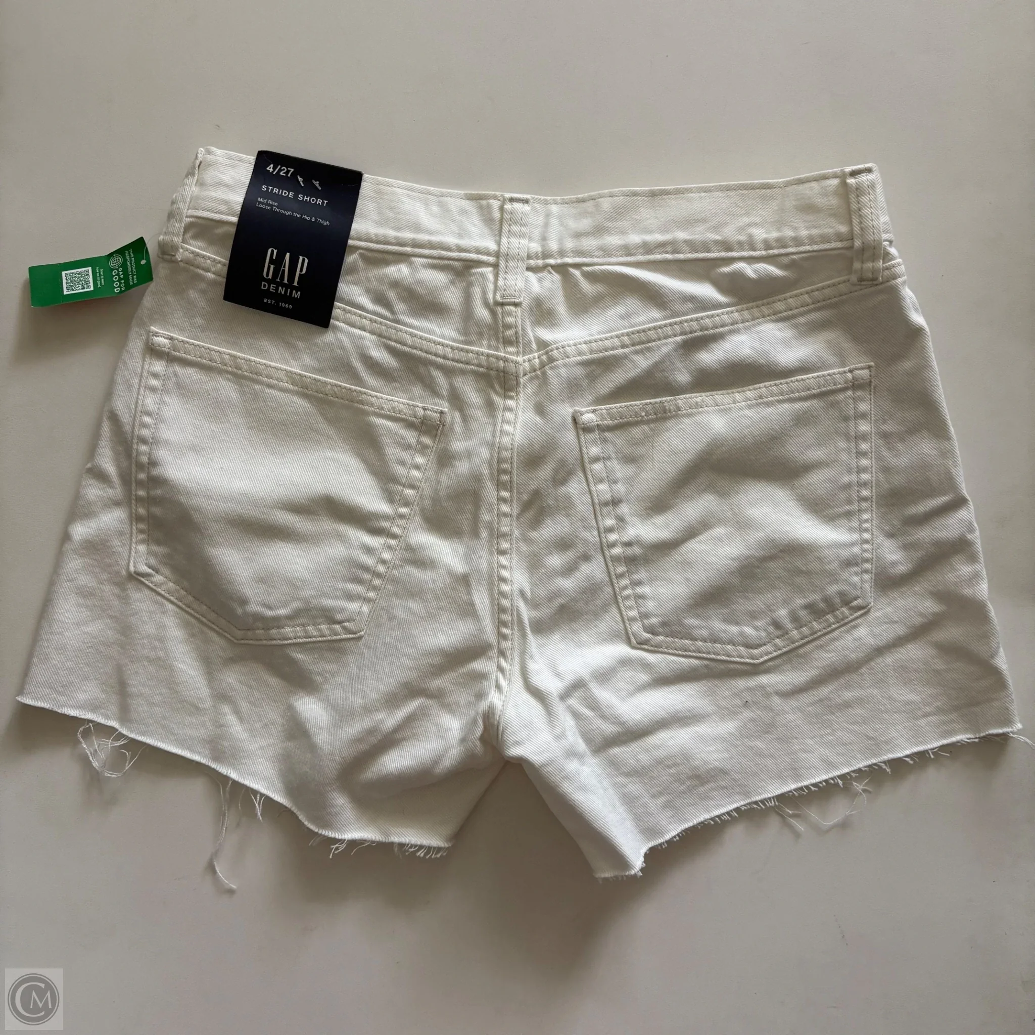 Shorts By Gap In Cream, Size: 4 - Image 2