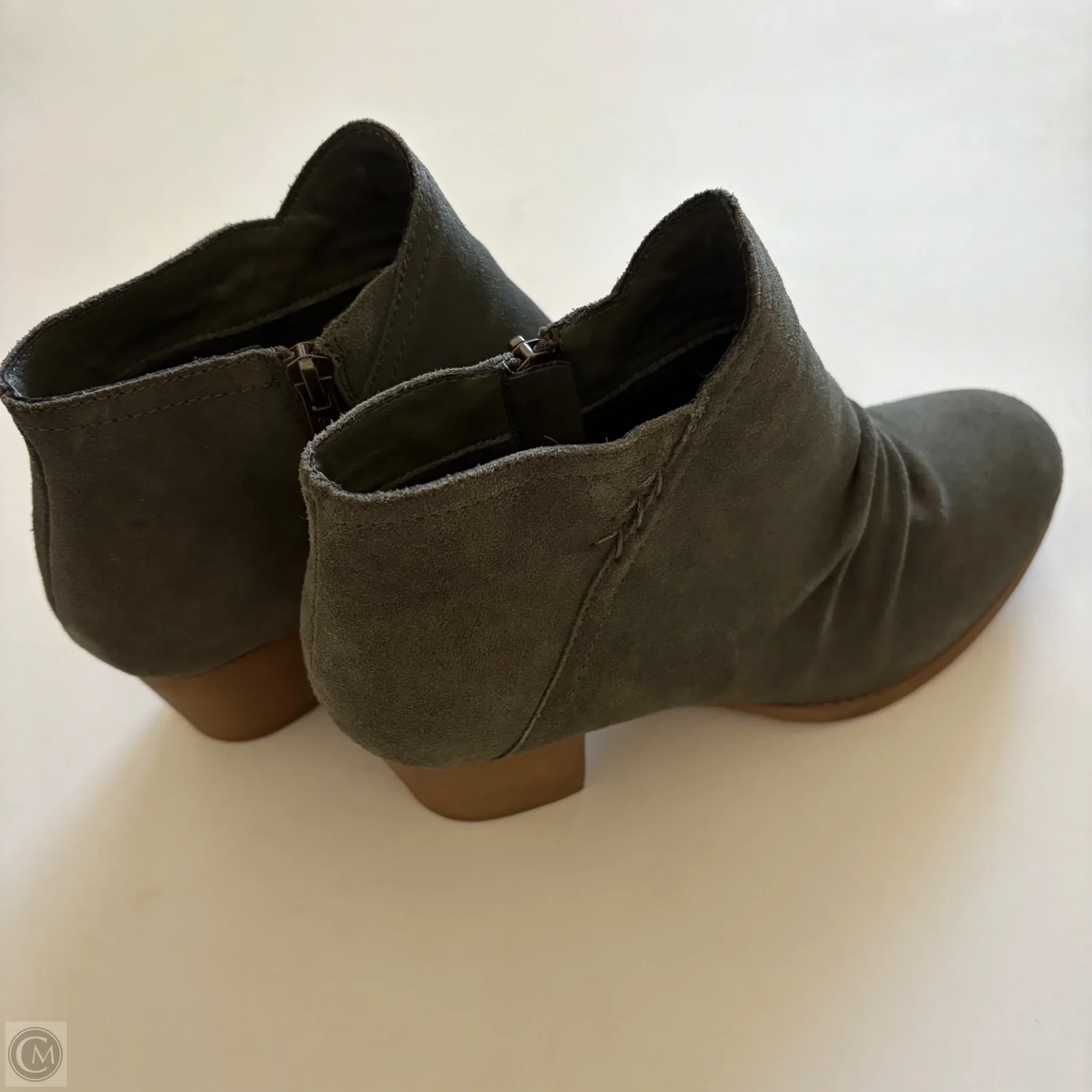 Boots Ankle Heels By Skechers In Green, Size: 10 - Image 2