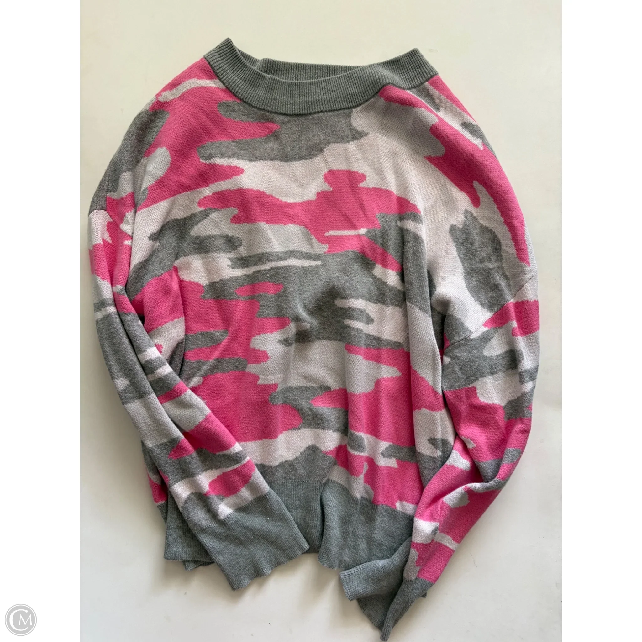 Sweater By Crown And Ivy In Camouflage Print, Size: M - Image 1