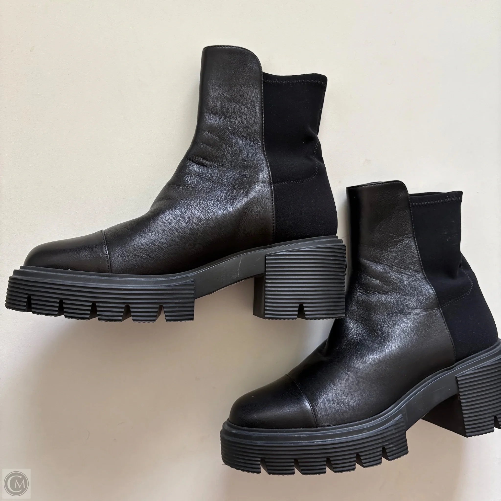 Boots Designer By Stuart Weitzman In Black, Size: 8 - Image 2