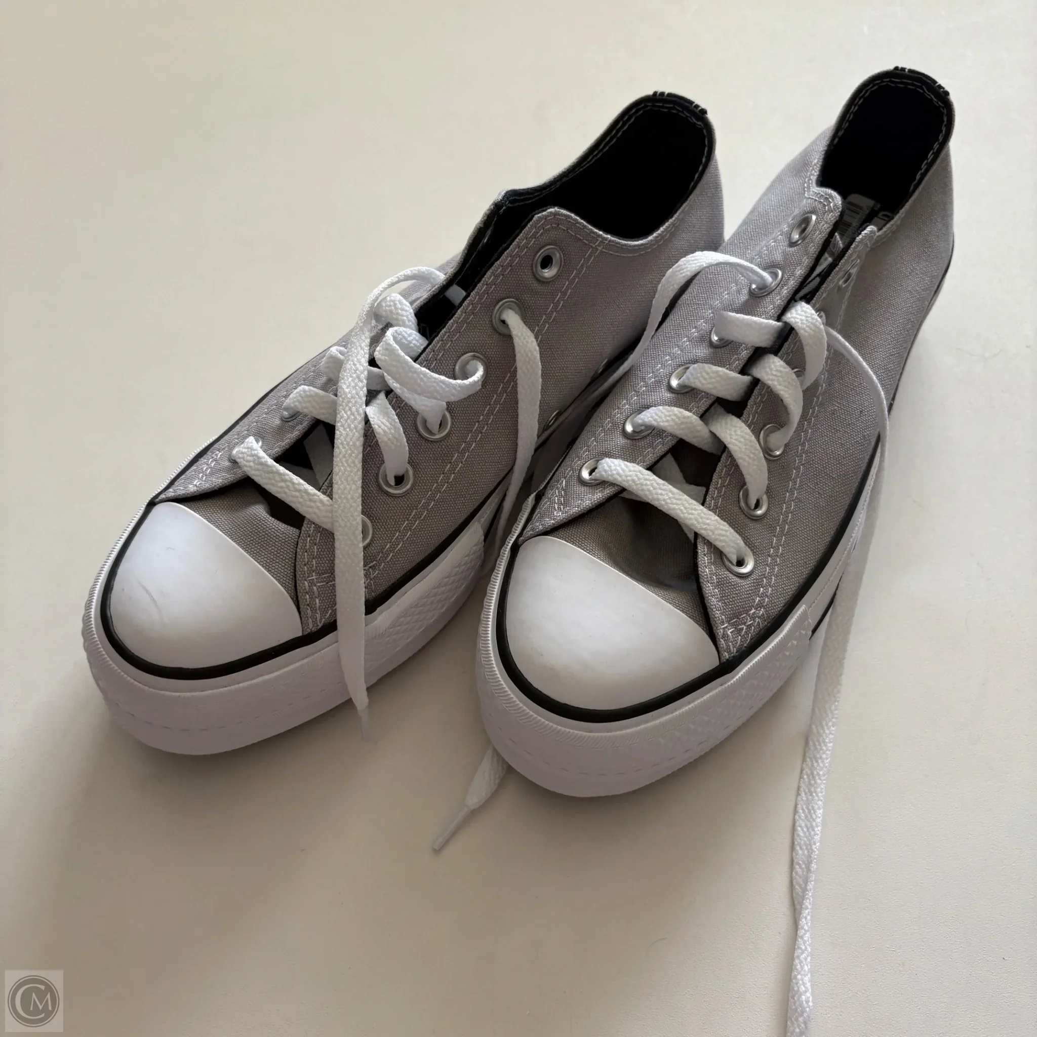 Shoes Athletic By Converse In Grey, Size: 8.5 - Image 1