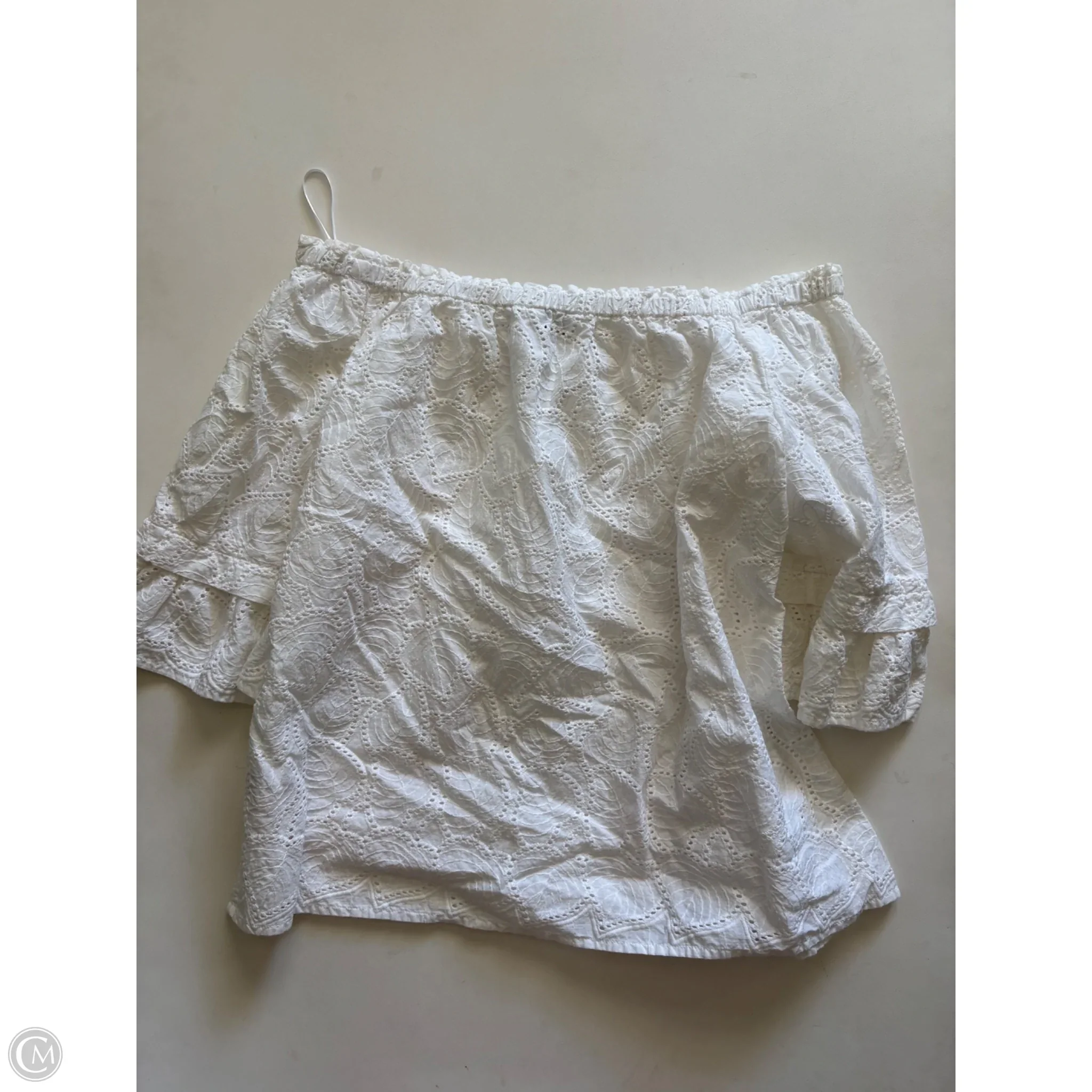 Top Short Sleeve By Crown And Ivy In Silver, Size: S - Image 2