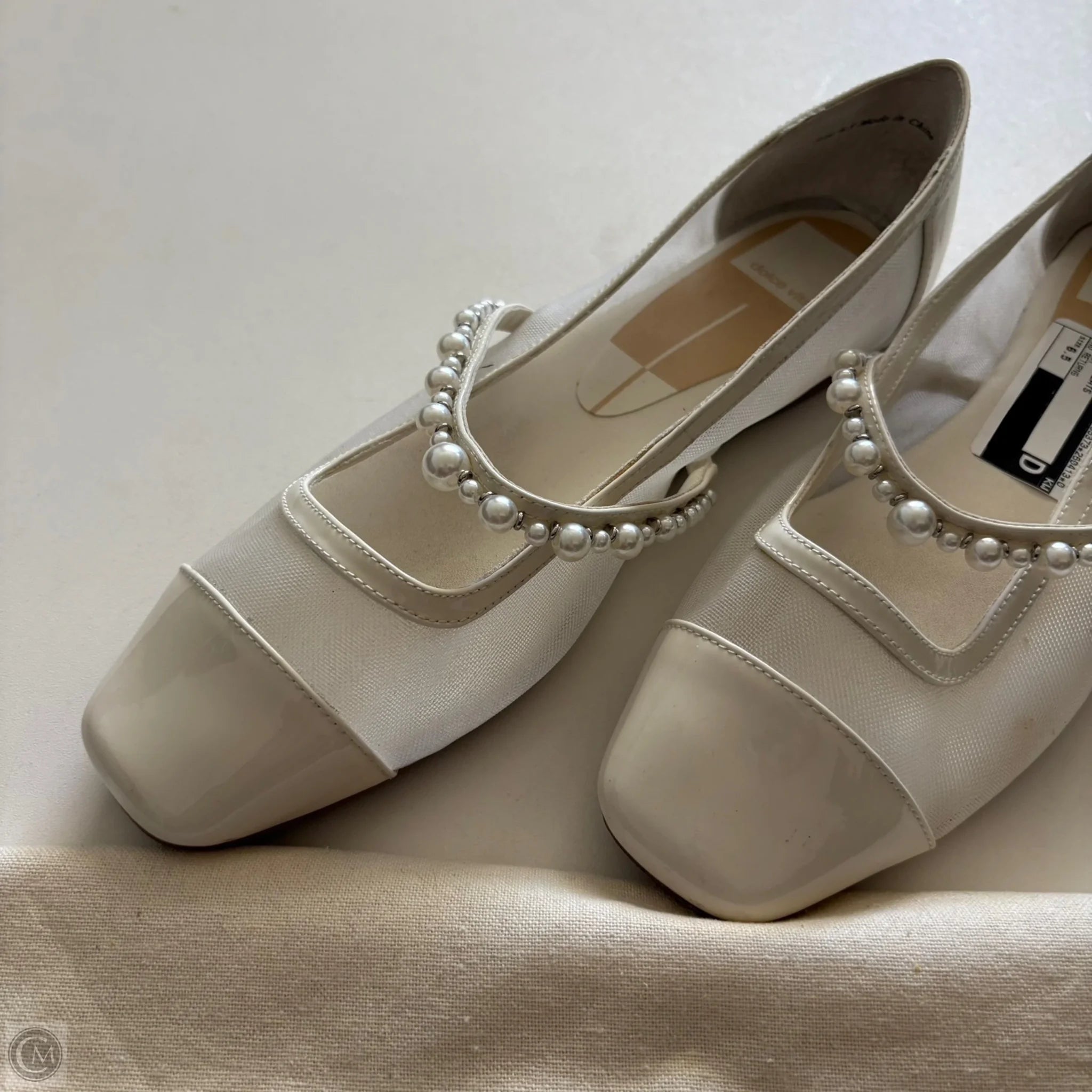 Shoes Flats By Dolce Vita In Cream, Size: 6.5 - Image 3