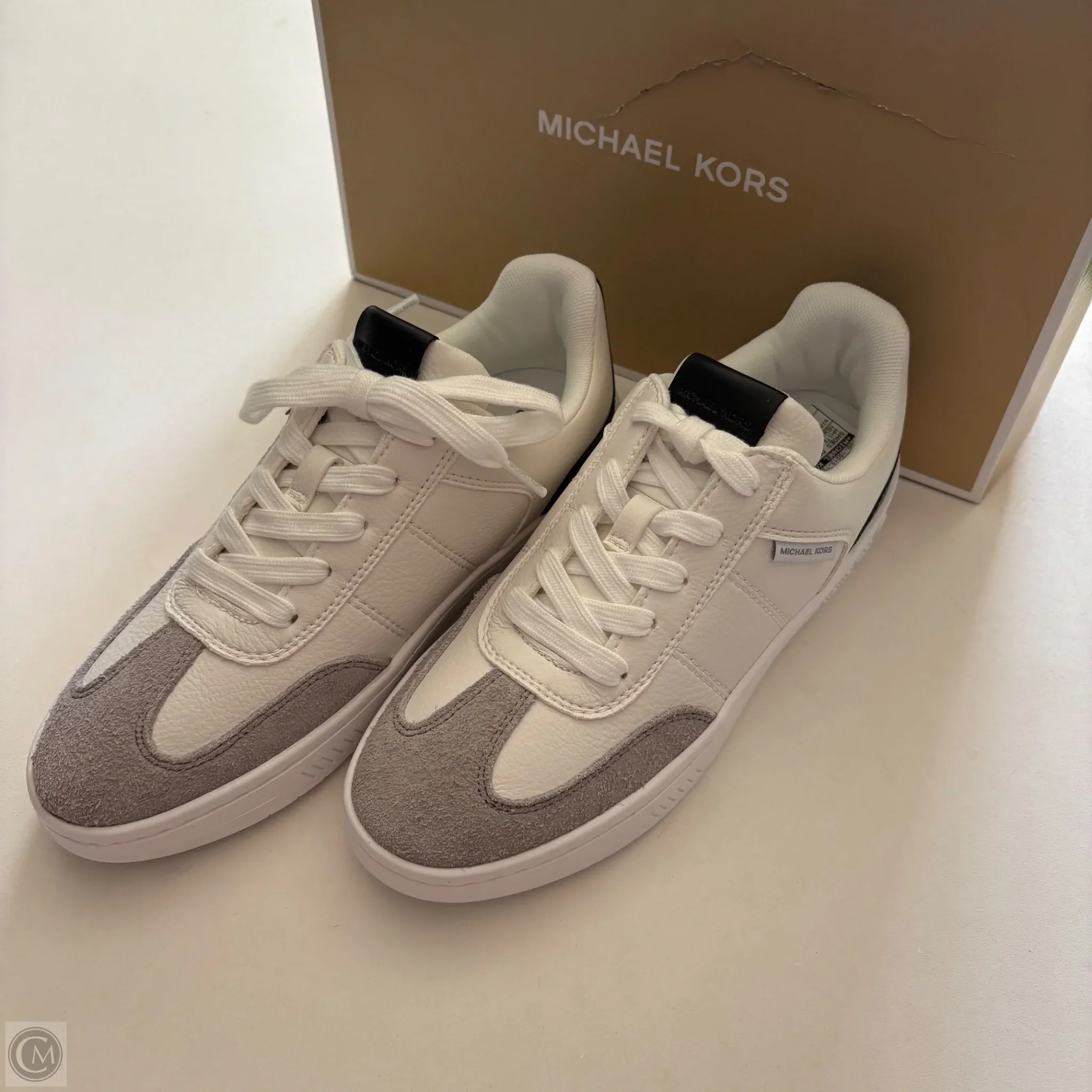 Shoes Designer By Michael Kors In White, Size: 6 - Image 1