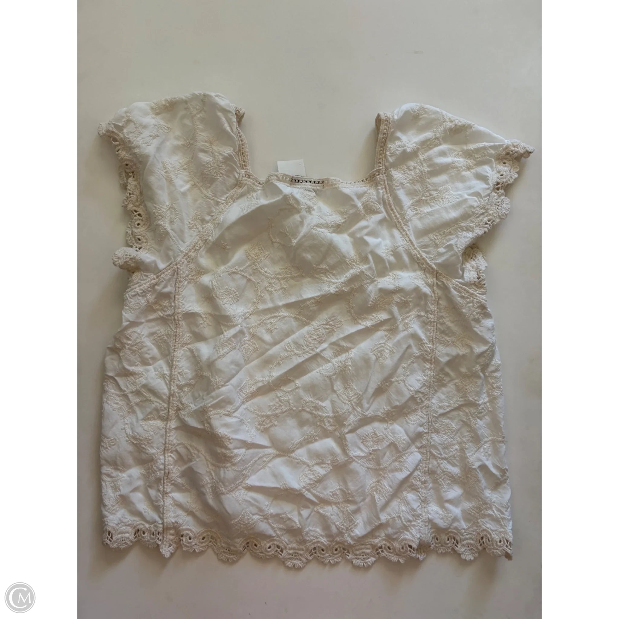 Top Short Sleeve By Democracy In White, Size: M - Image 2