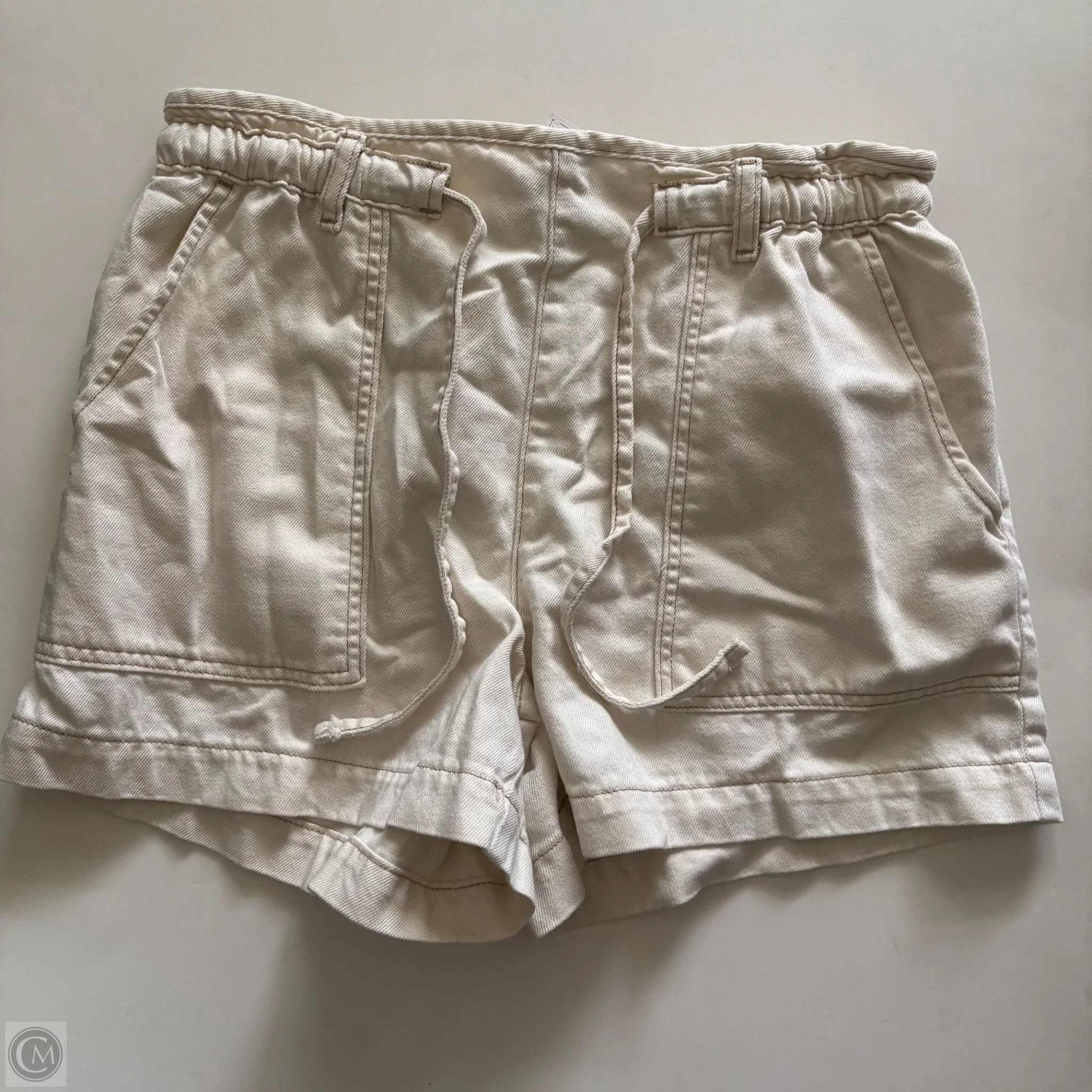 Shorts By Time And Tru In Cream, Size: L - Image 1