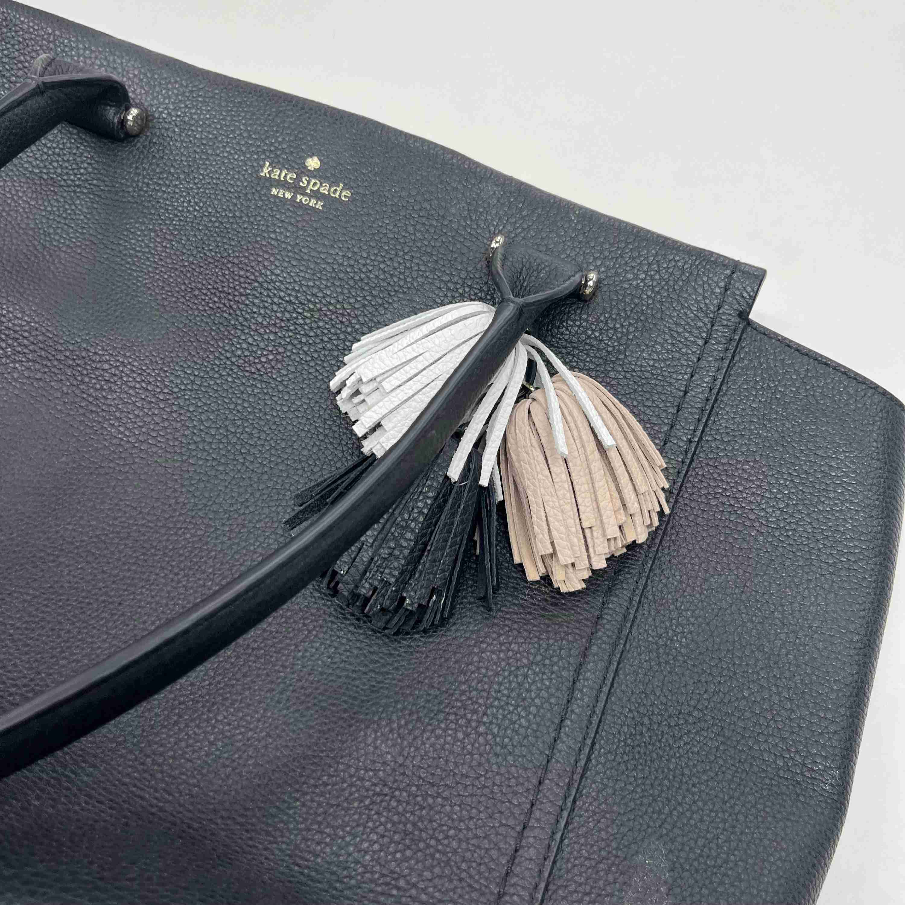 Handbag Designer Kate Spade, Size Large - Image 3