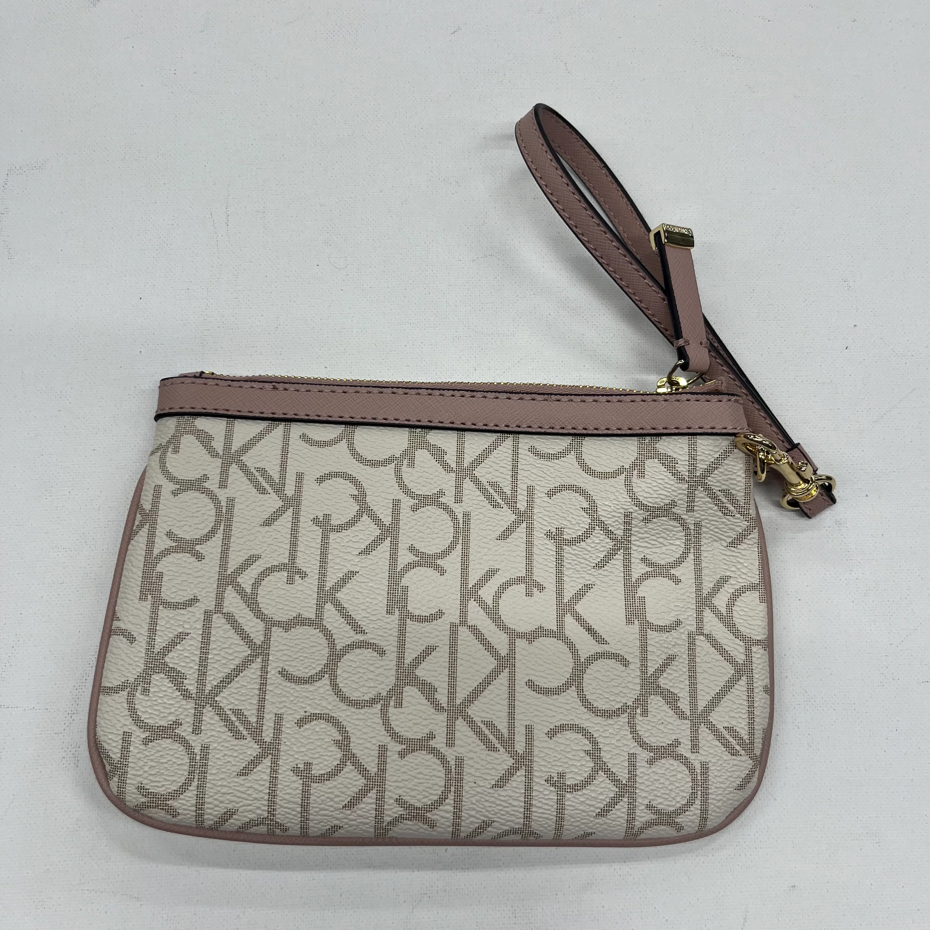 Wristlet By Calvin Klein  Size: Medium - Image 2