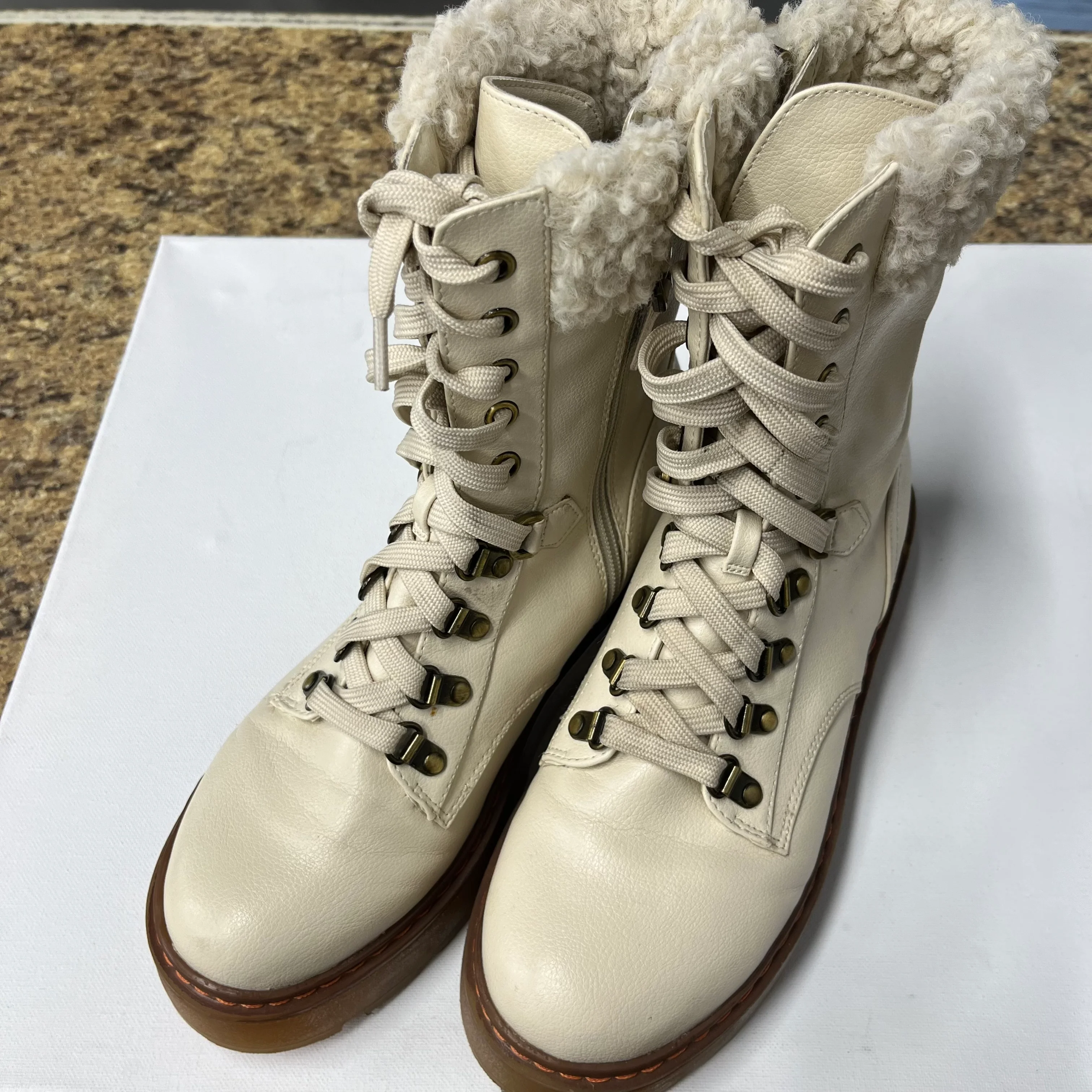 Boots Hiking By Circus By Sam Edelman  Size: 8.5 - Image 2