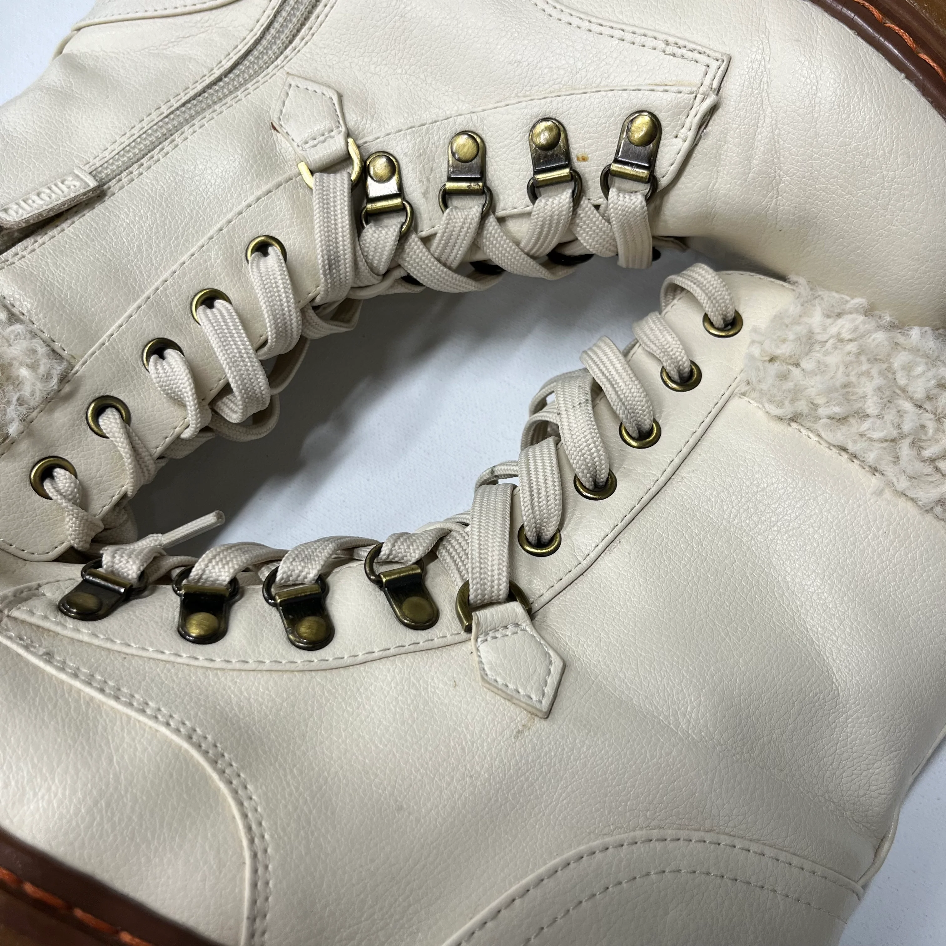 Boots Hiking By Circus By Sam Edelman  Size: 8.5 - Image 3