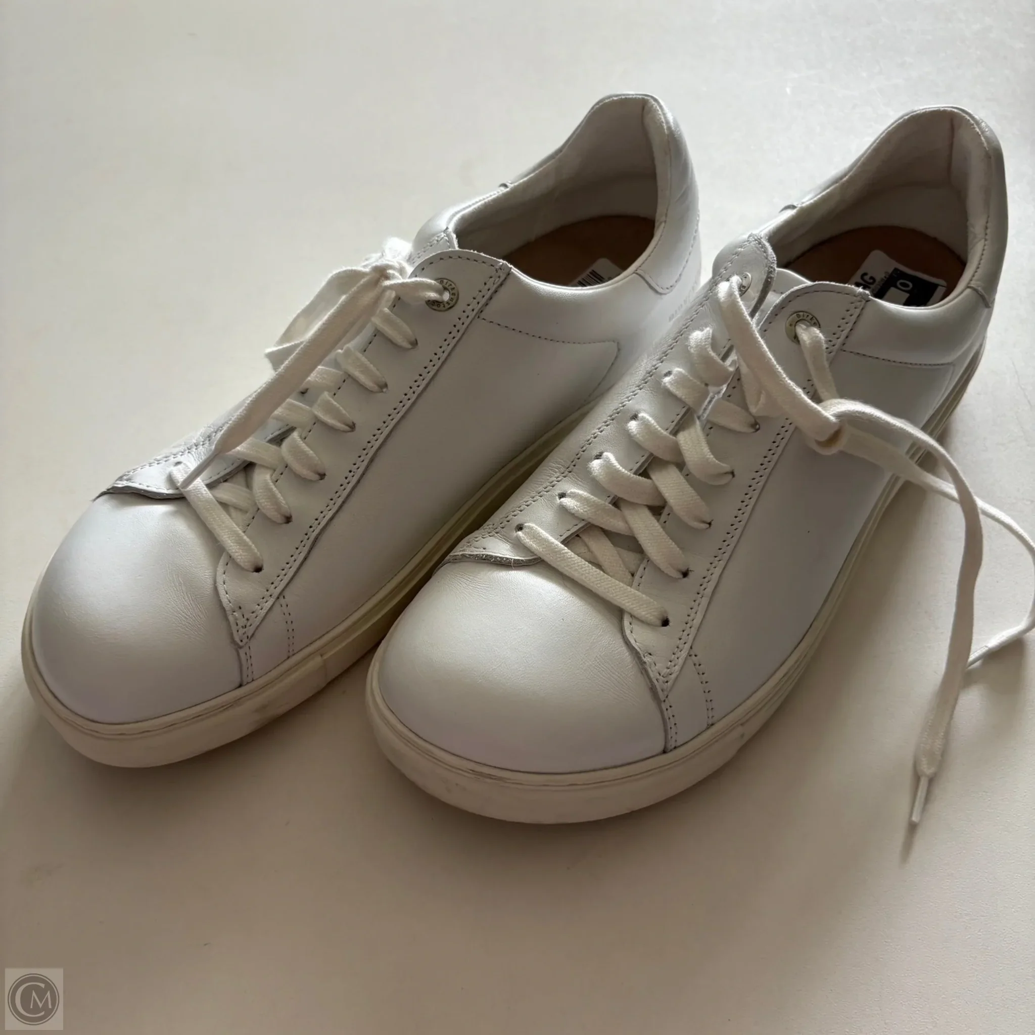 Shoes Sneakers By Birkenstock In White, Size: 10