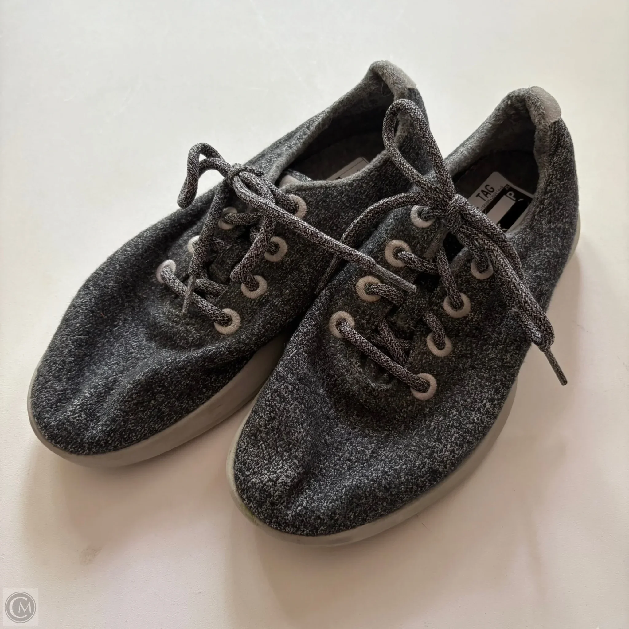 Shoes Athletic By Allbirds In Grey, Size: 8 - Image 1