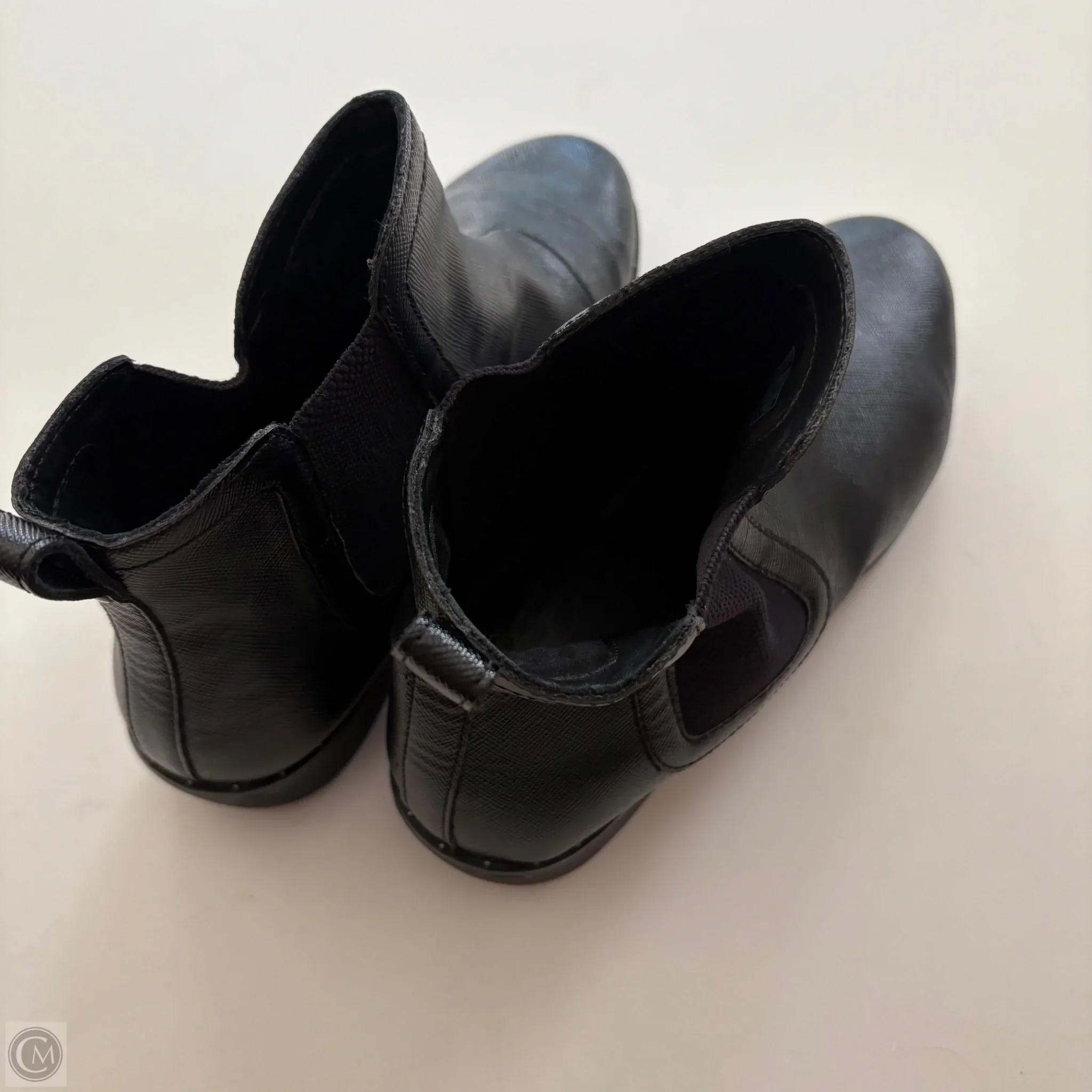 Boots Ankle Flats By Fitflop In Black, Size: 8 - Image 2