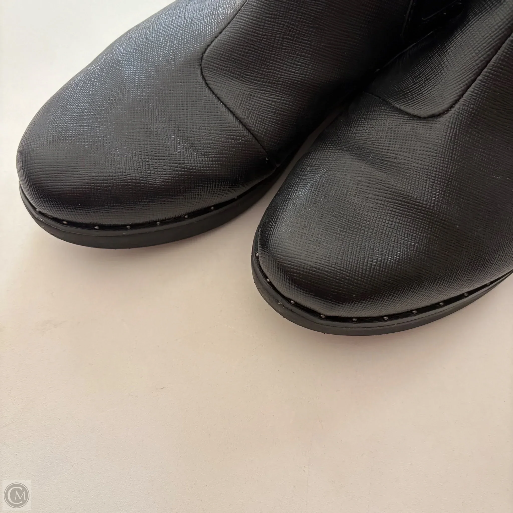 Boots Ankle Flats By Fitflop In Black, Size: 8 - Image 3