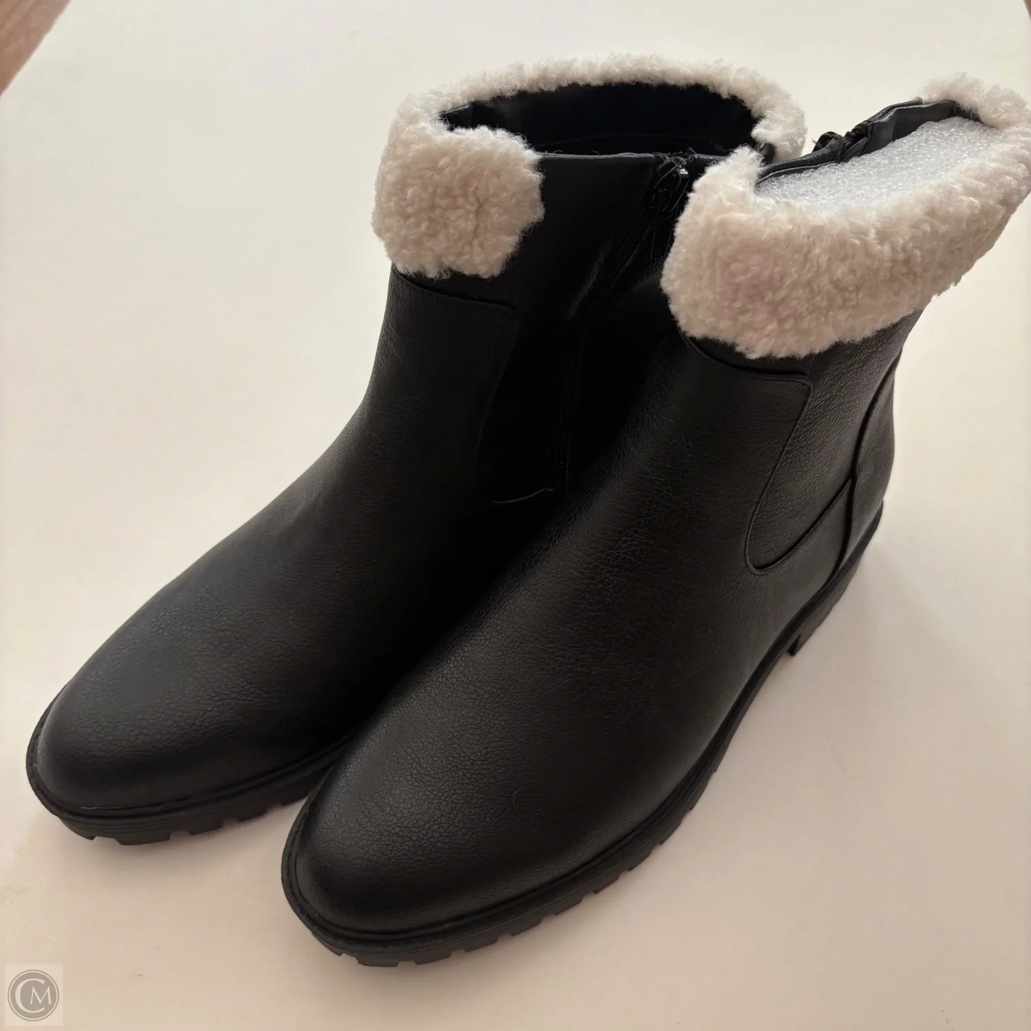 Boots Ankle Flats By Wonderly In Black, Size: 8.5