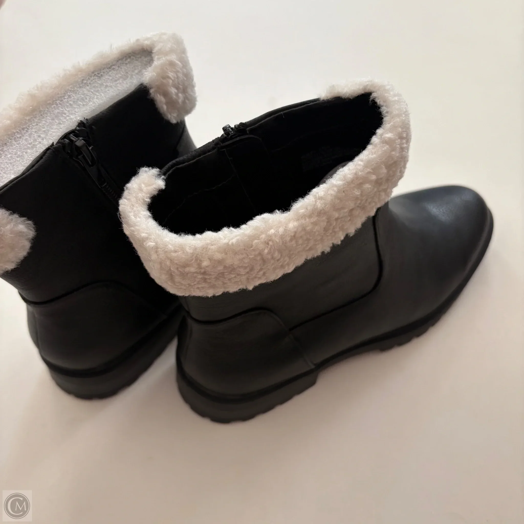 Boots Ankle Flats By Wonderly In Black, Size: 8.5 - Image 2
