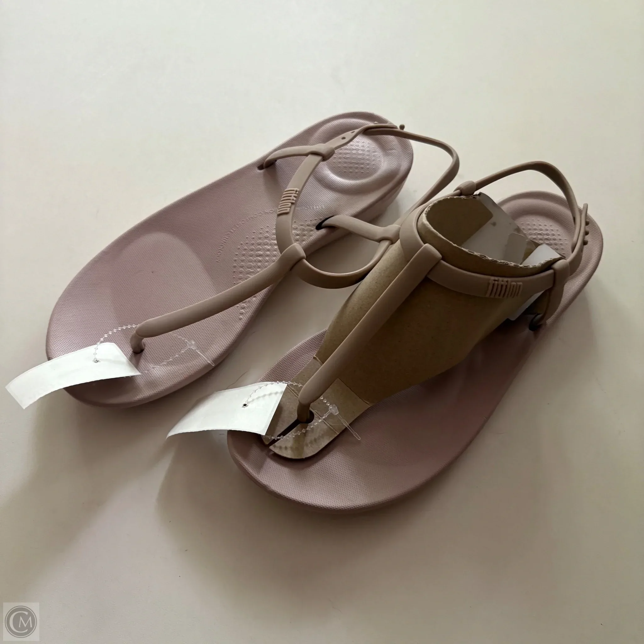 Sandals Flats By Fitflop In Pink, Size: 8 - Image 1
