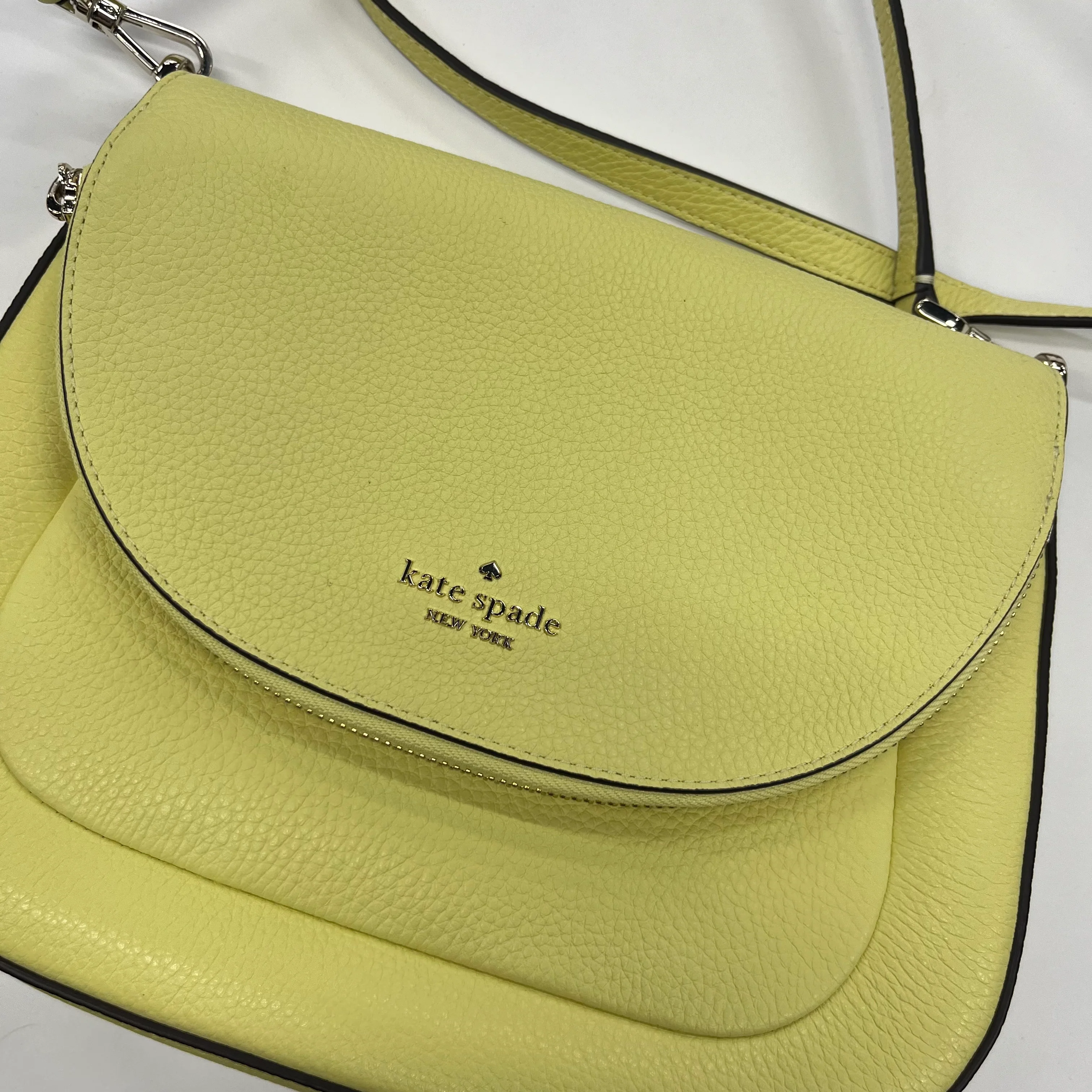 Handbag Kate Spade, Size Medium - Image 3