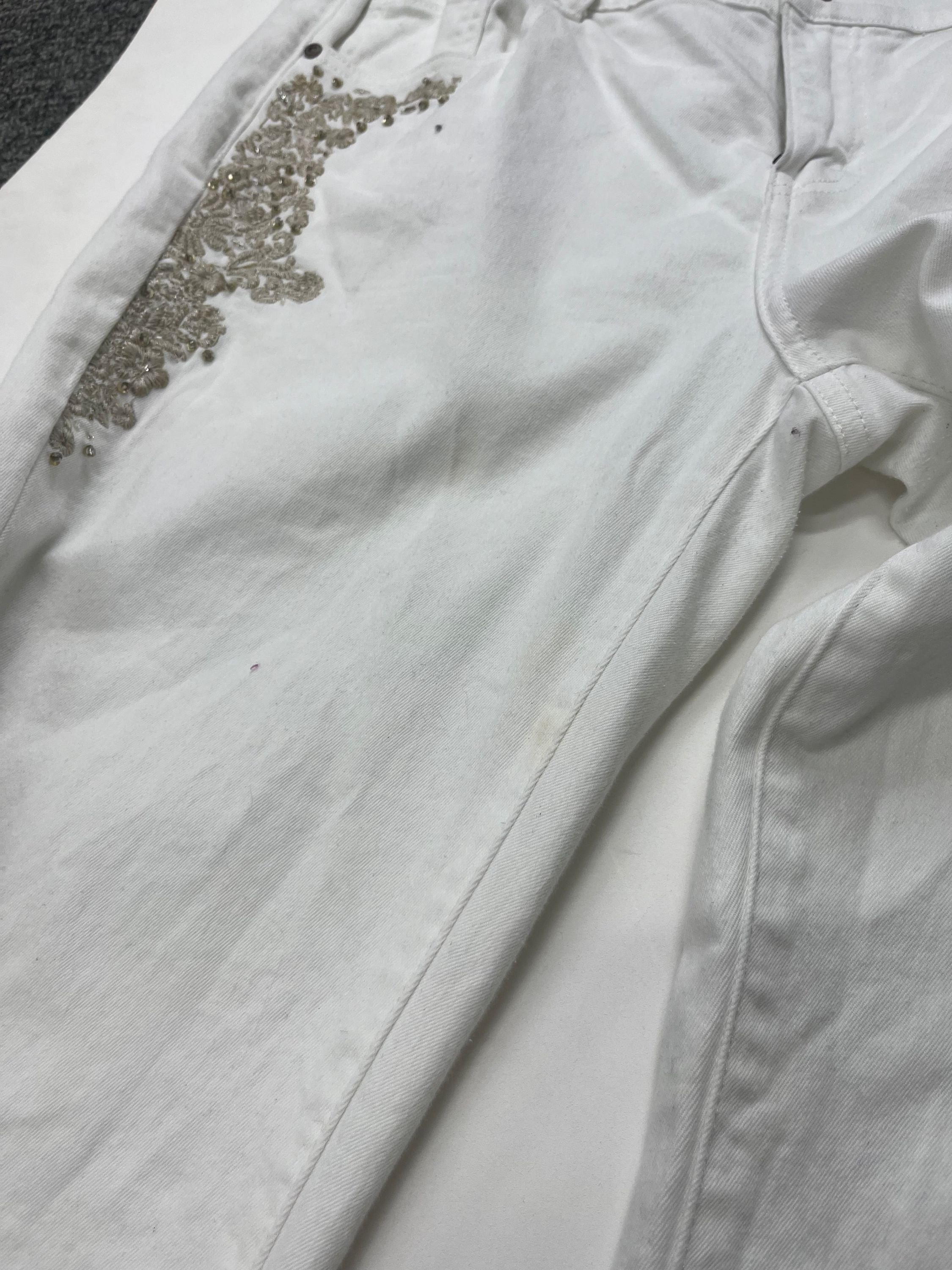 White Jeans Soft Surroundings, Size 8petite - Image 3