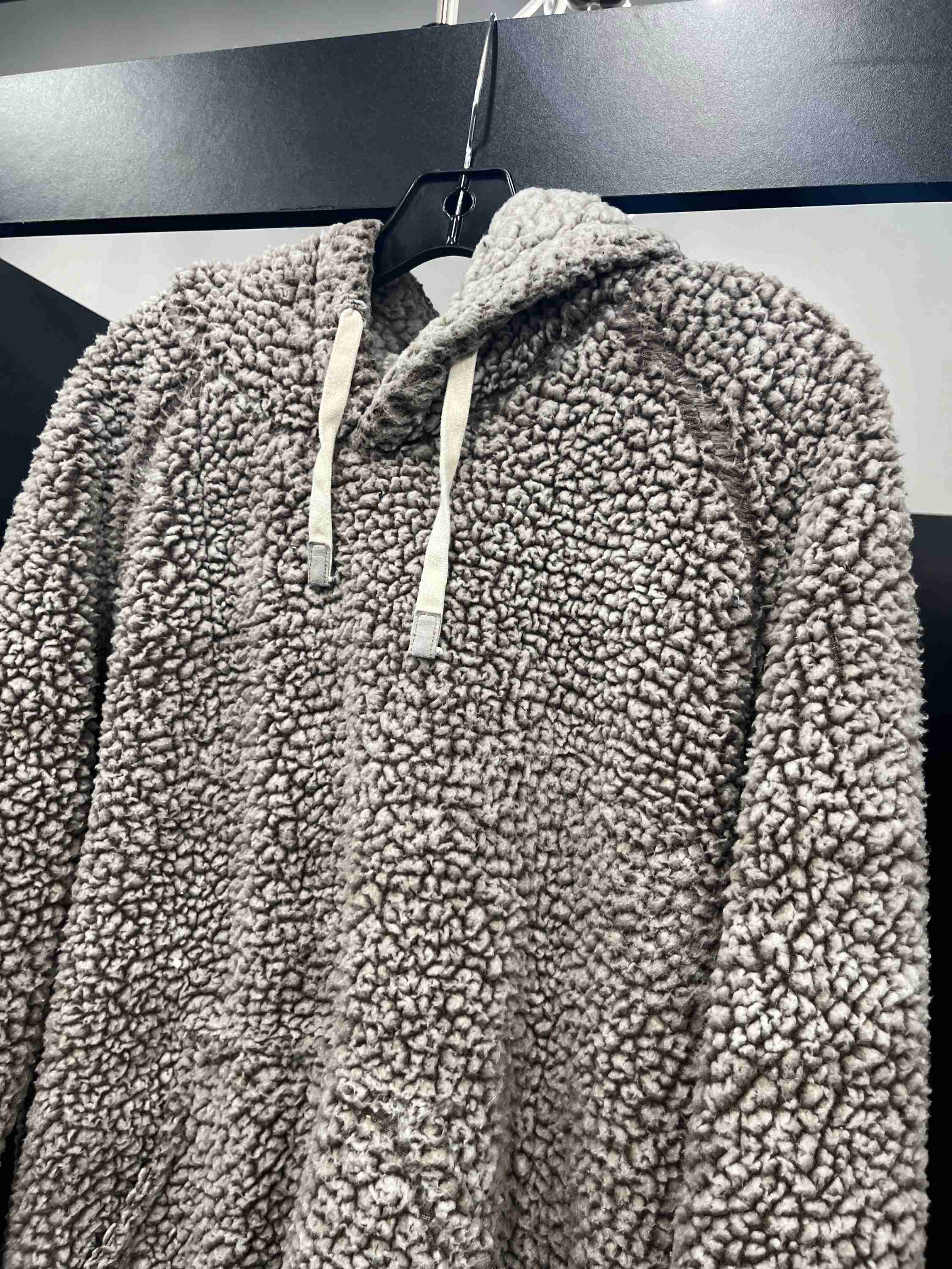 Brown Jacket Faux Fur & Sherpa Thread And Supply, Size L - Image 3