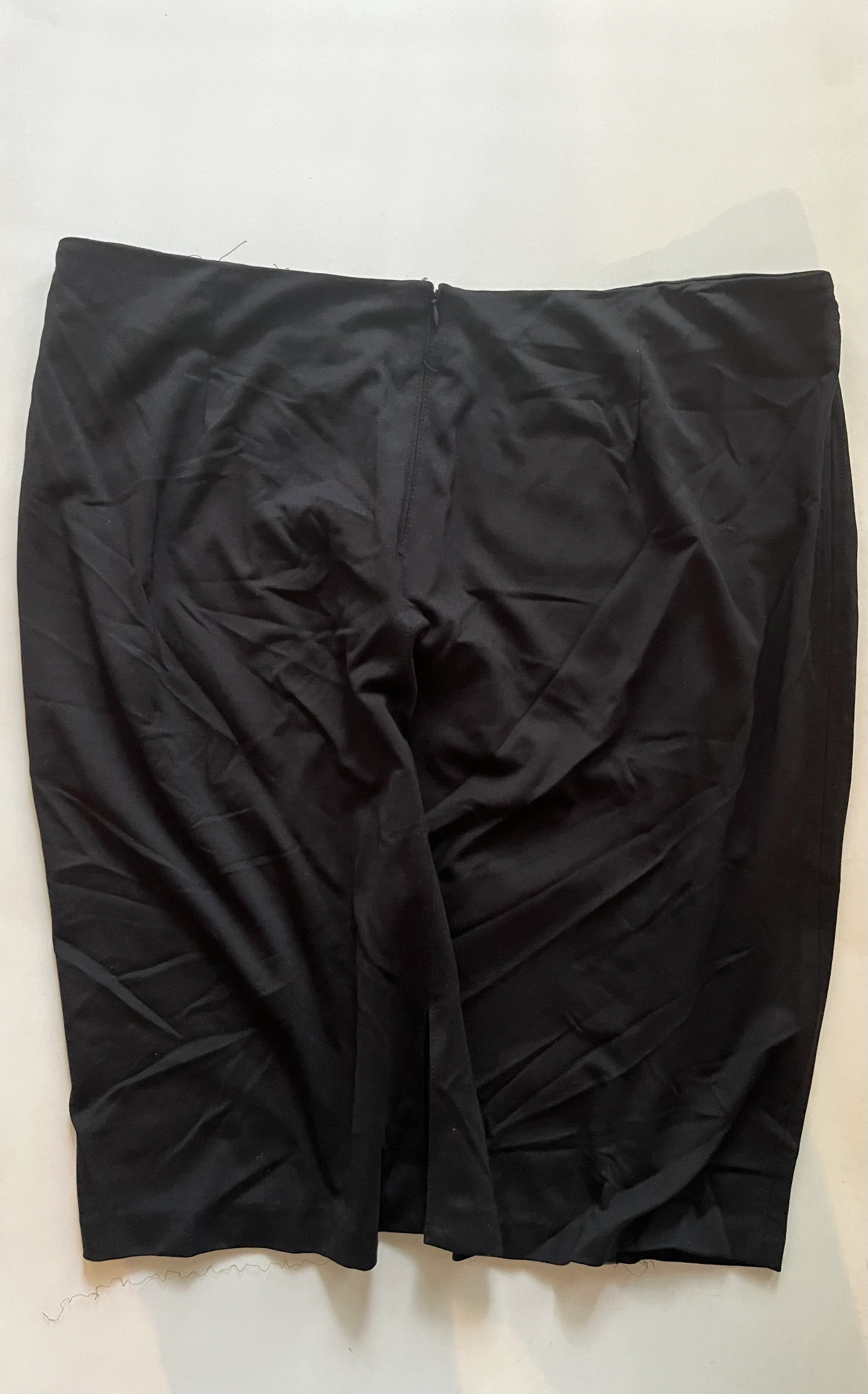 Black Skirt Midi Valerie Stevens, Size 20 - Image 2