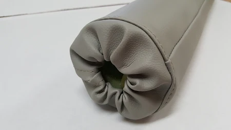 Horse Trailer Breast/Butt Pads, Round  WITHOUT Pipe inside, size Large - Image 3