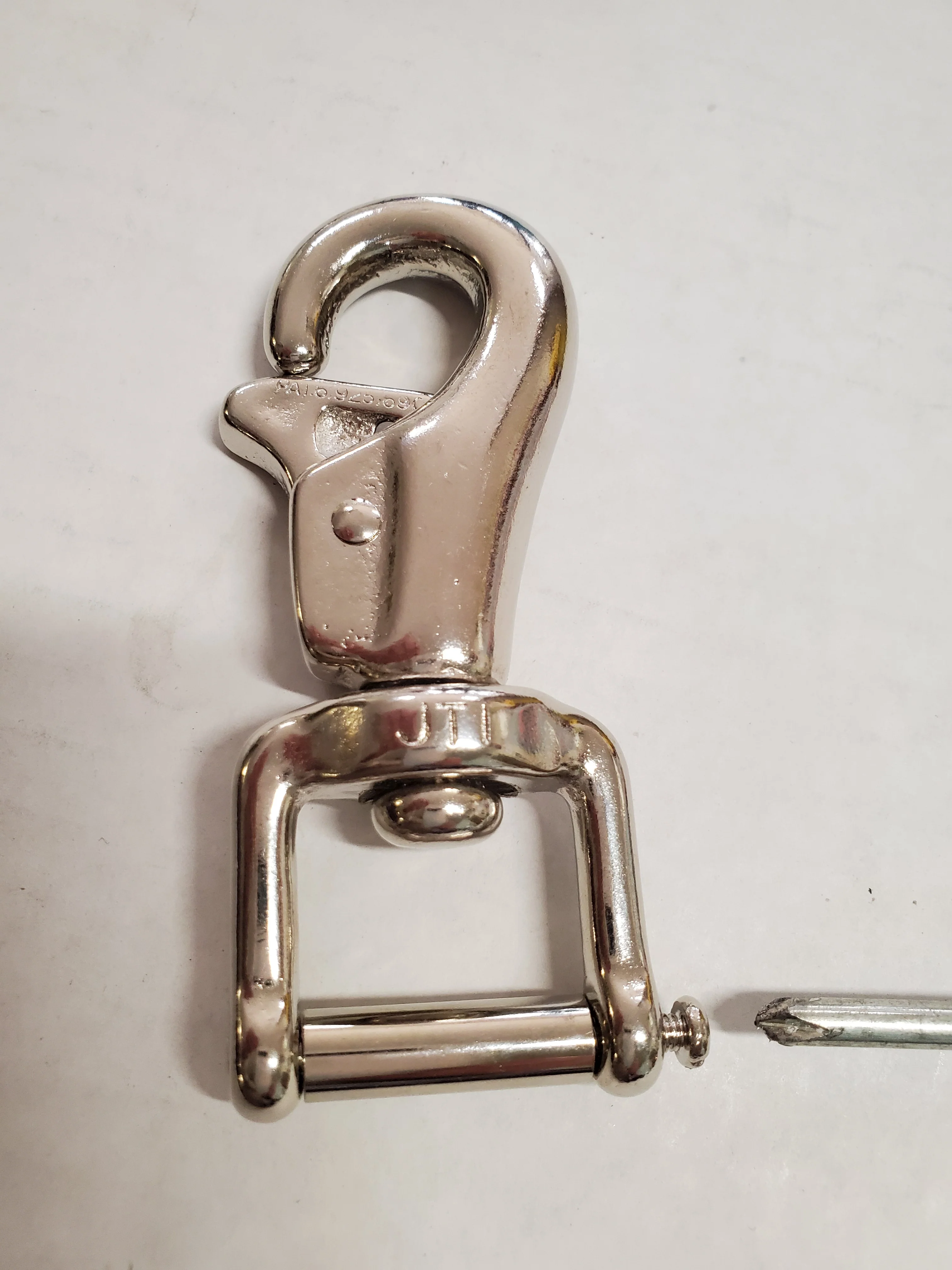 Bull Snap REPLACEMENT with Thumb Hold, 4″ in Chrome/Nickel