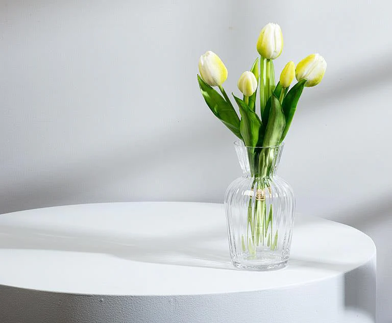 Tulip Bunch, White - Image 2