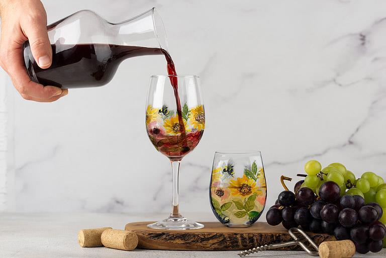 Wine Glass, Sunflowers & Bees - Image 2