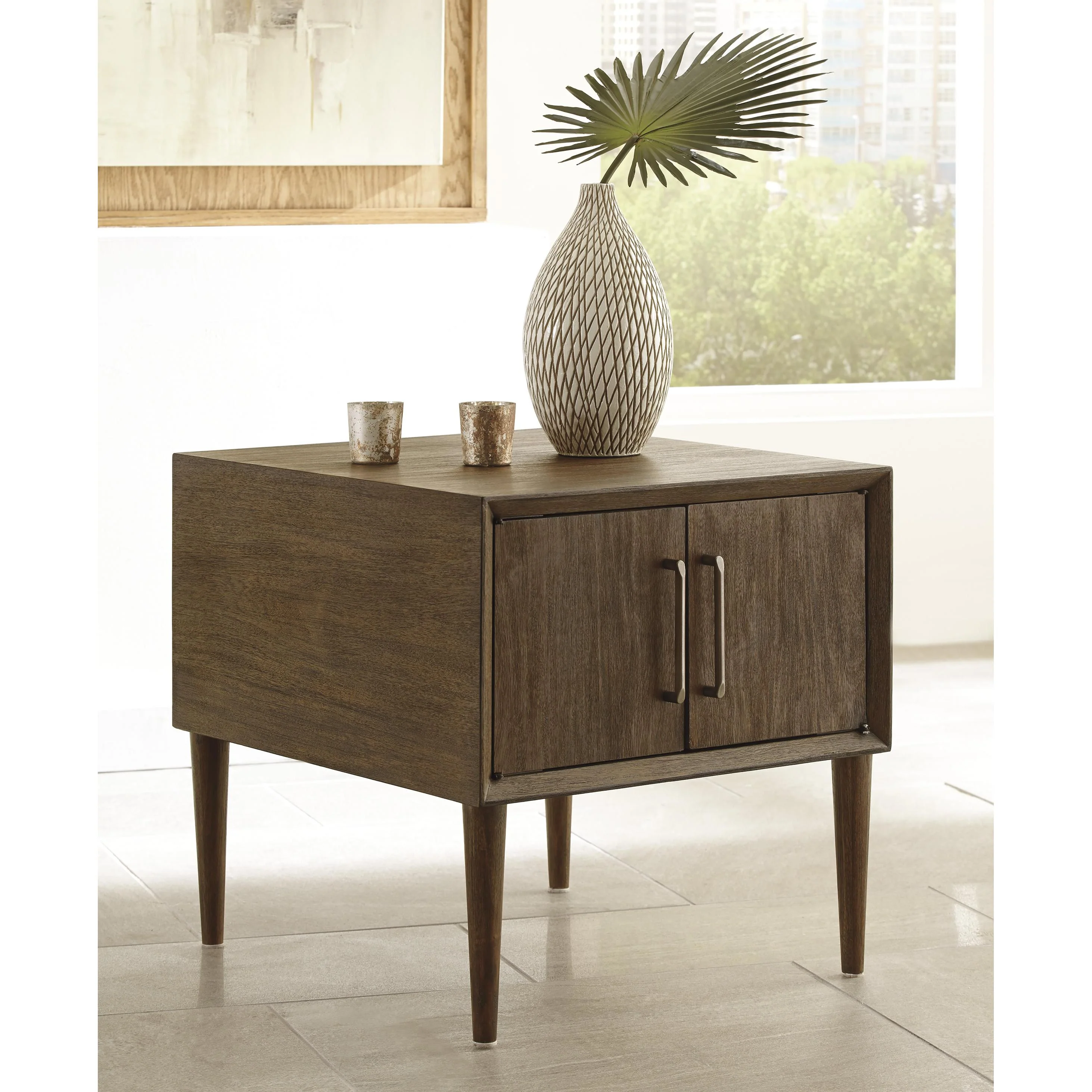 Signature Design by Ashley Kisper End Table T802-2 - Image 2