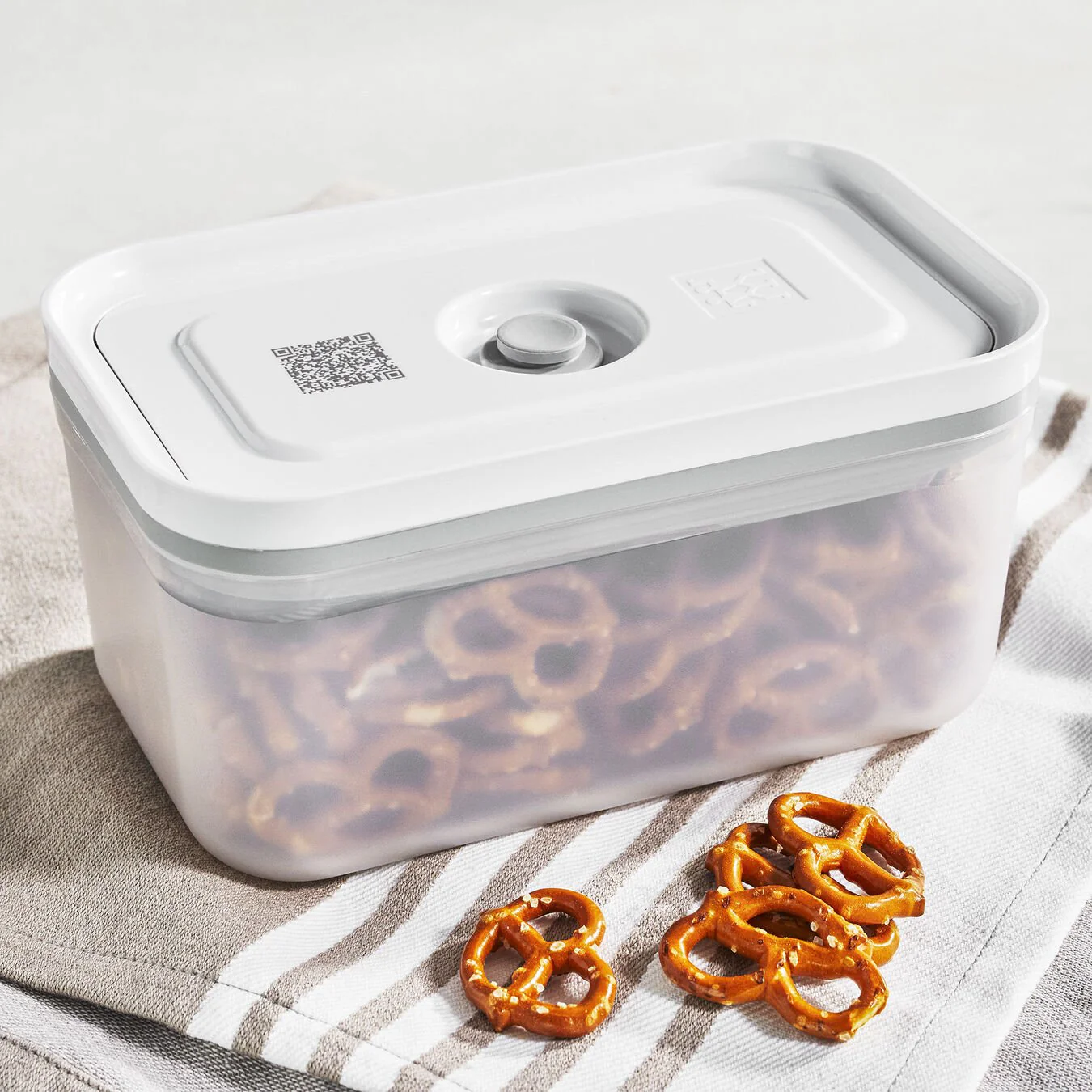 Vacuum Plastic Vacuum Container, 1.1L - Image 3