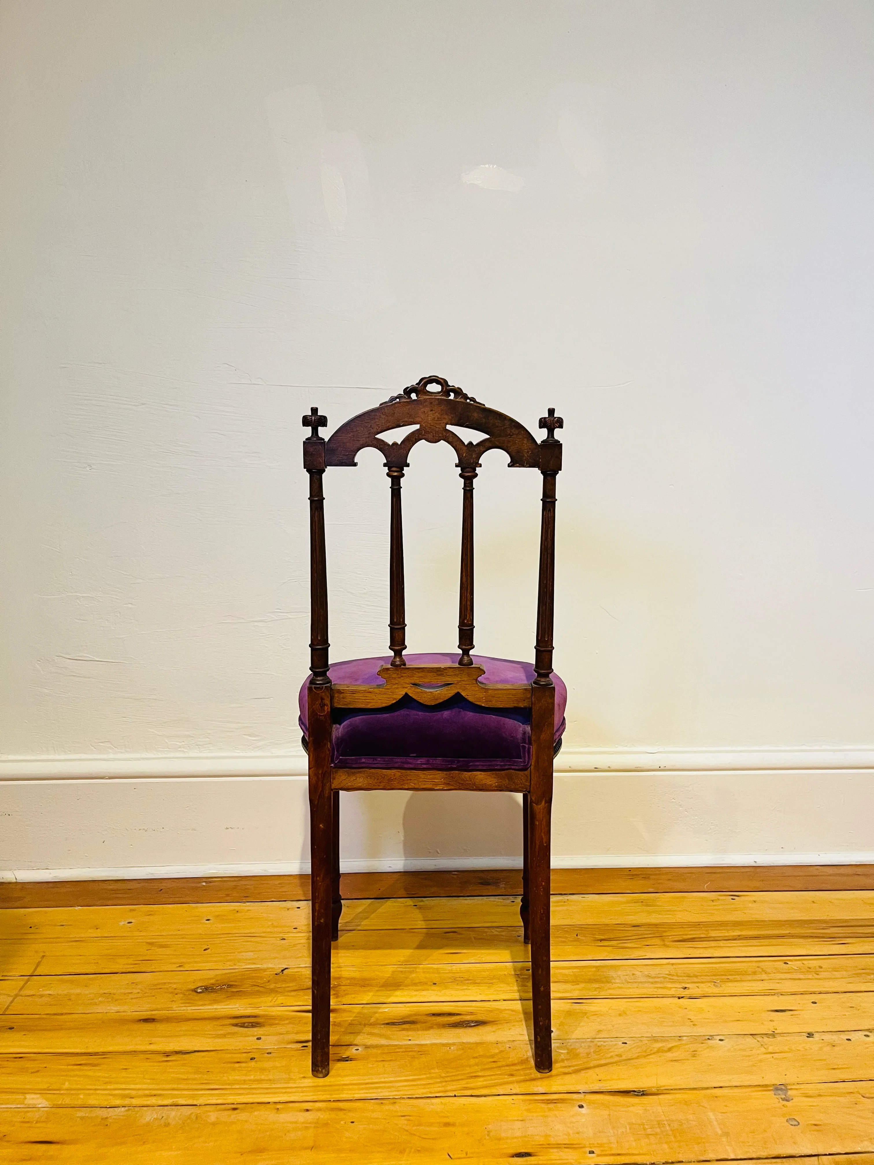Gothic Revival Decorative Chair - Image 3