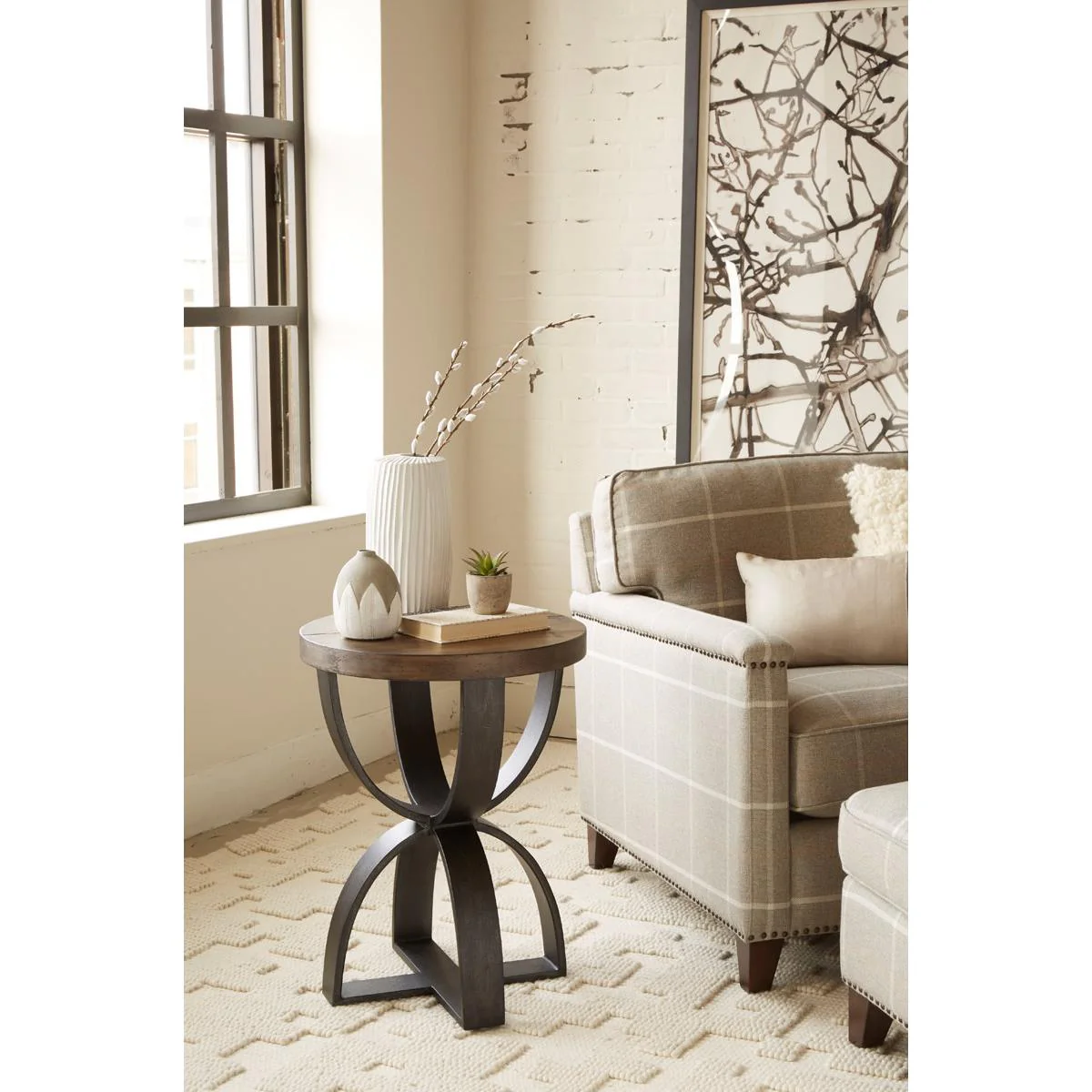 Magnussen Bowden Accent Table T4635-35 - Image 3