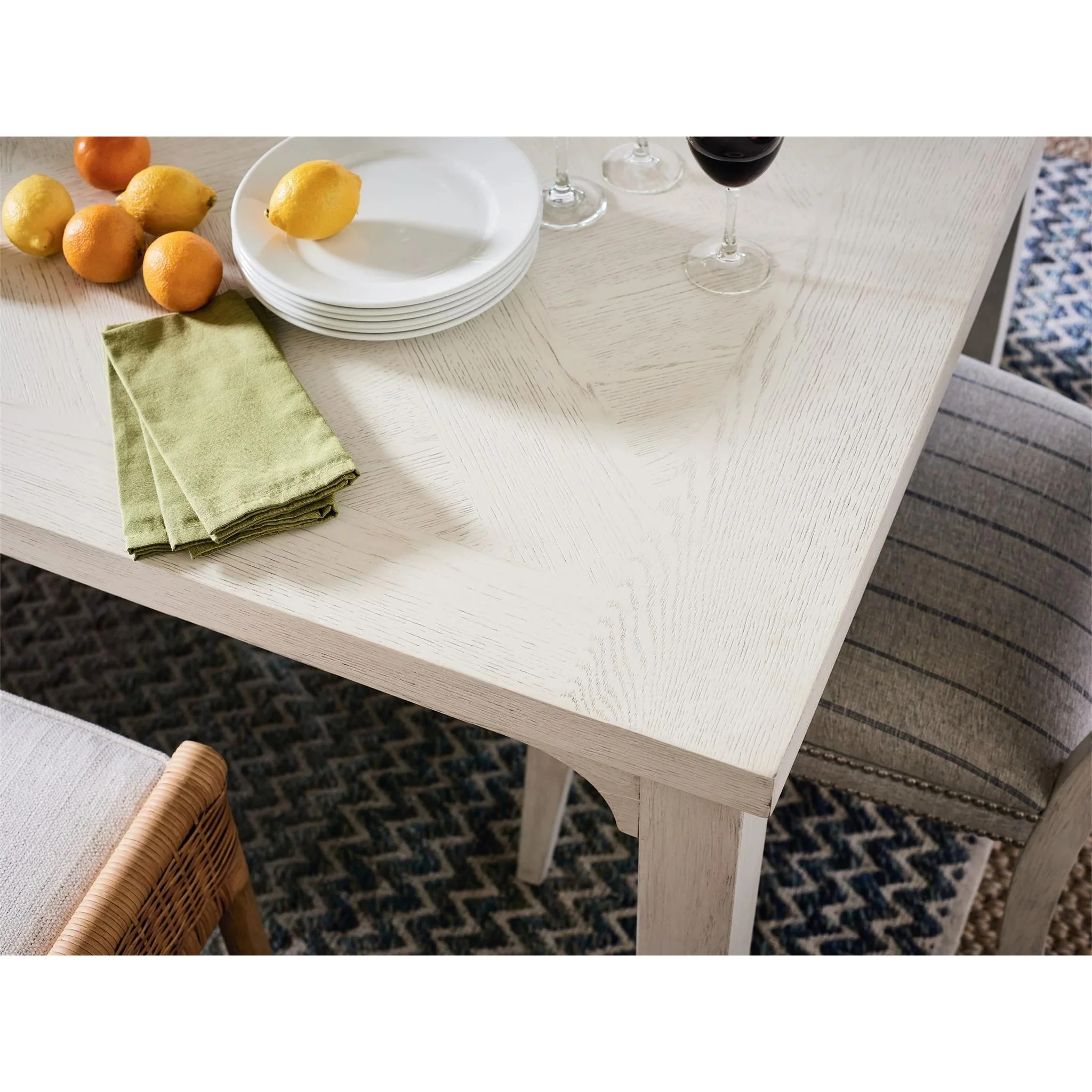 Universal Furniture Homecoming 833653 Dining Table - Image 2