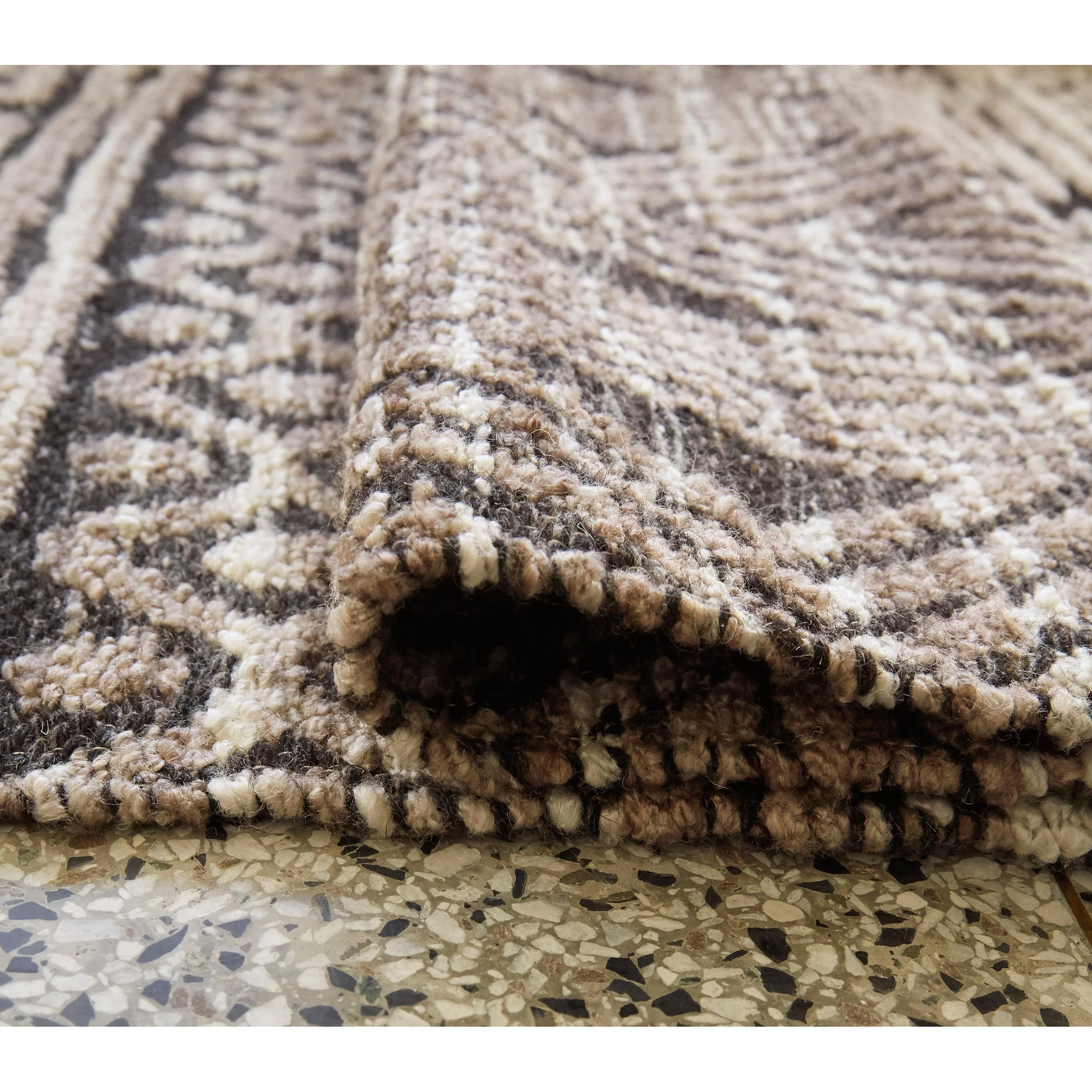 Signature Design by Ashley Rugs Rectangle R402562 - Image 3